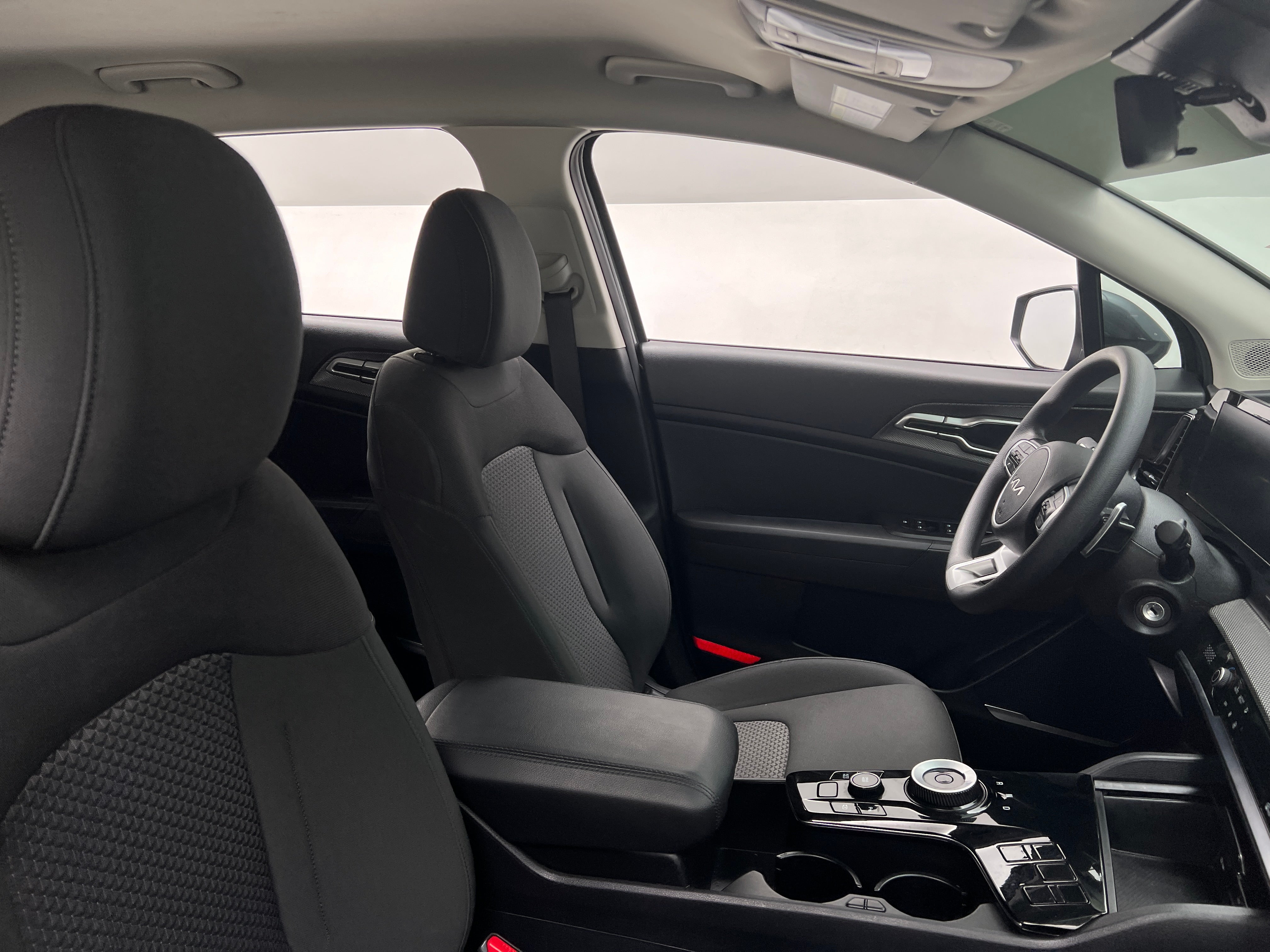 Thumbnail: 2023 Kia Sportage - 2