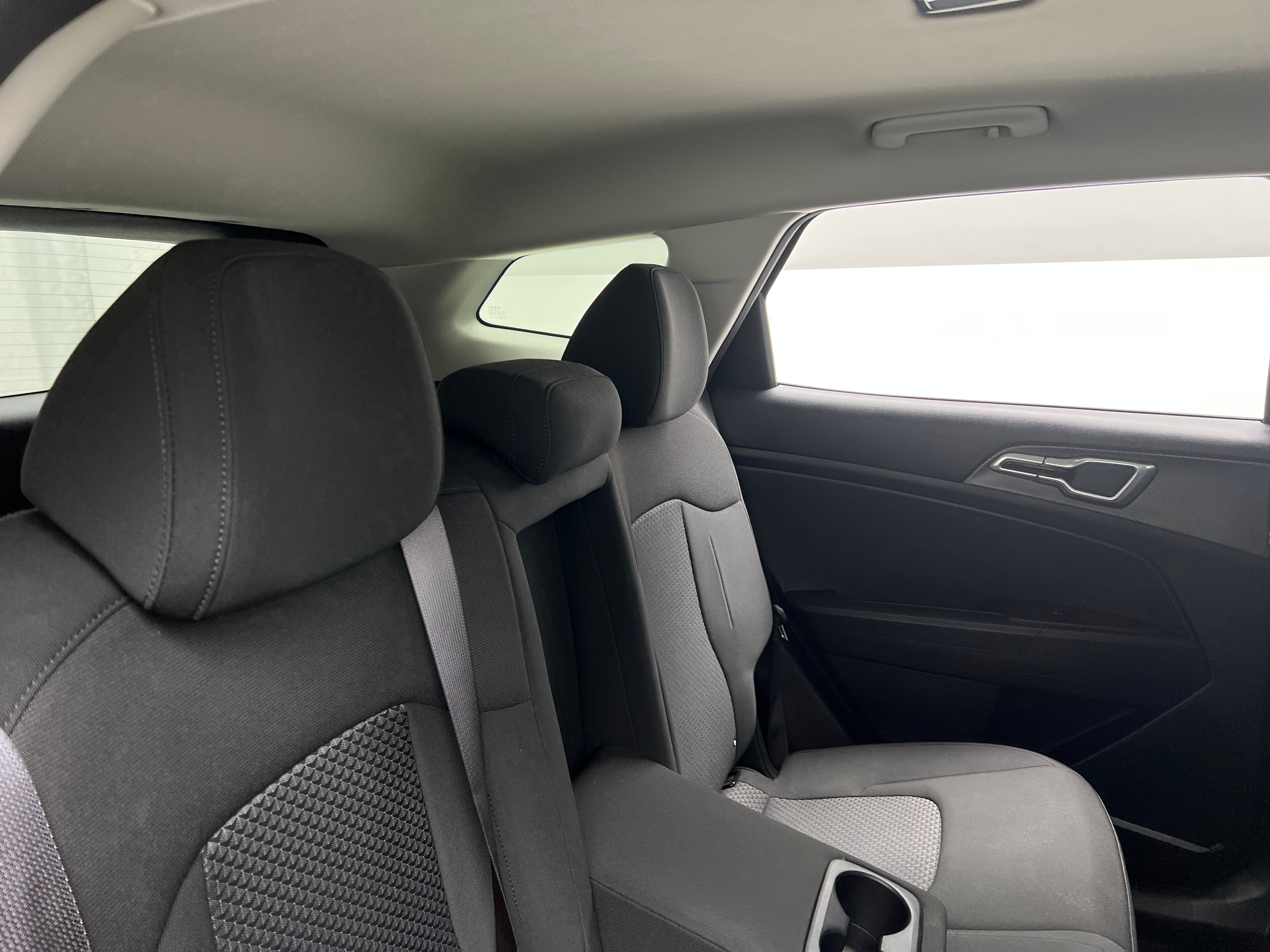 Thumbnail: 2023 Kia Sportage - 6