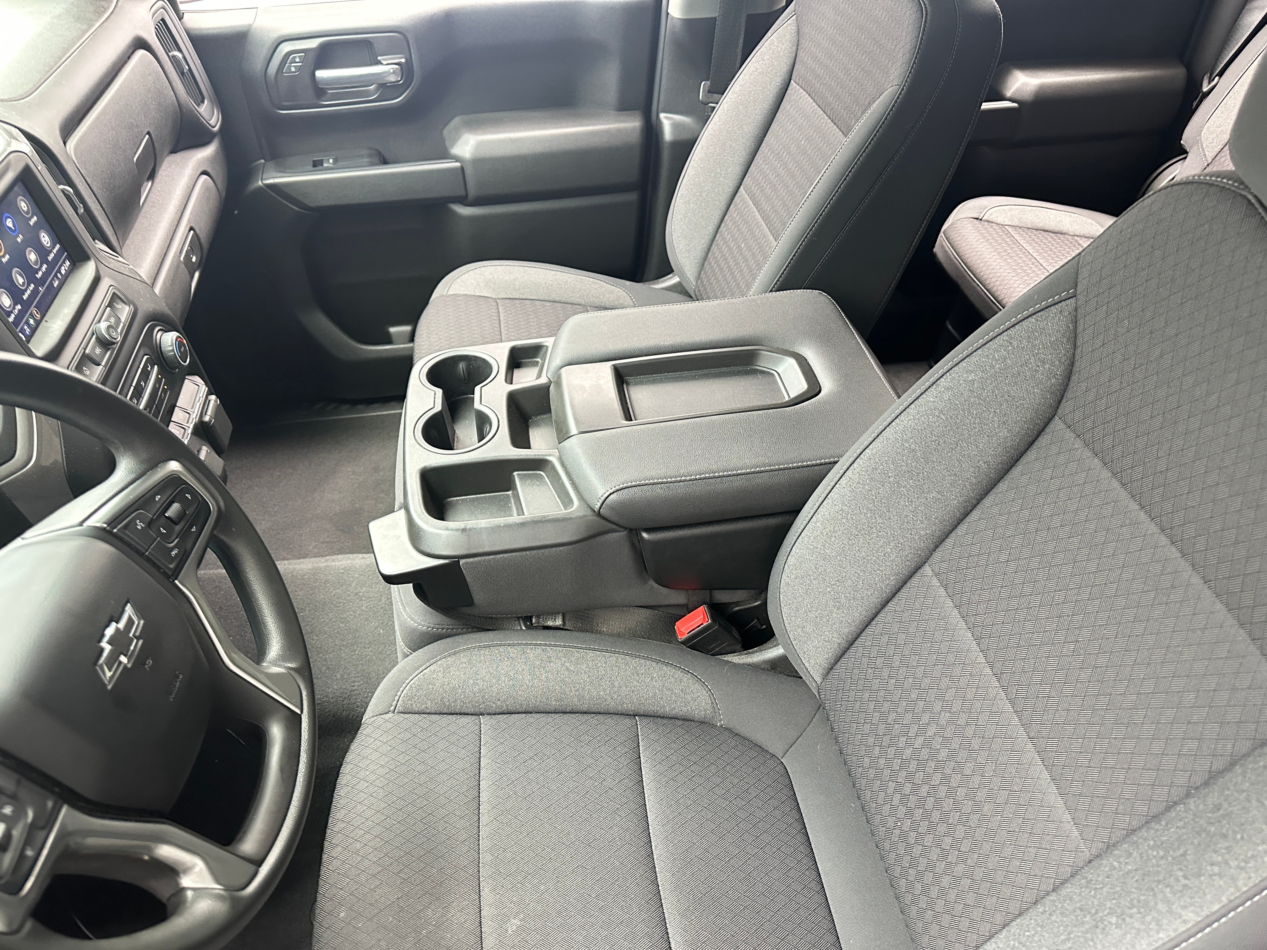 2022 Chevrolet Silverado 1500 Limited Custom Trail Boss 2