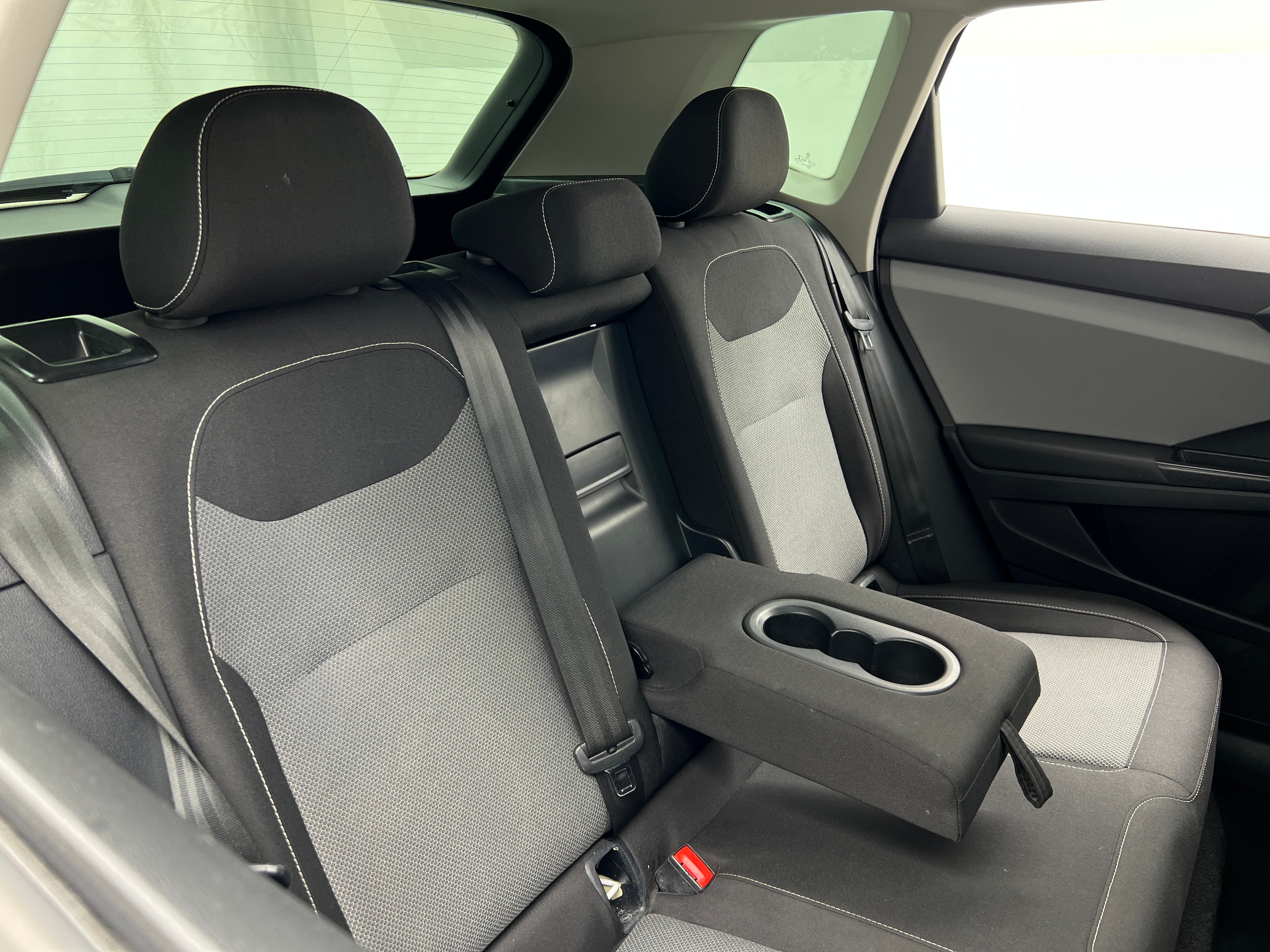 2022 Volkswagen Taos S 6