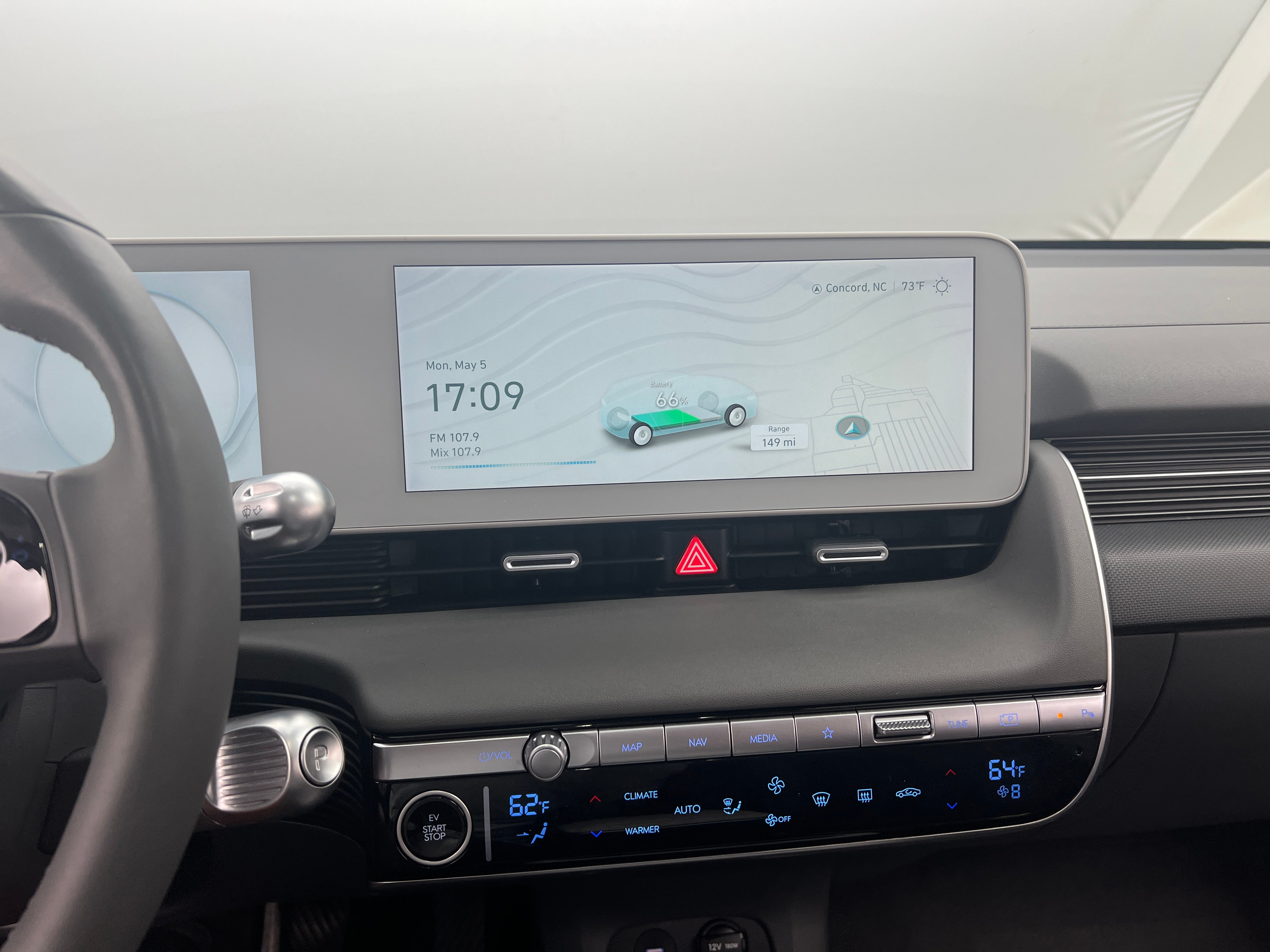 2024 Hyundai Ioniq 5 SEL 4