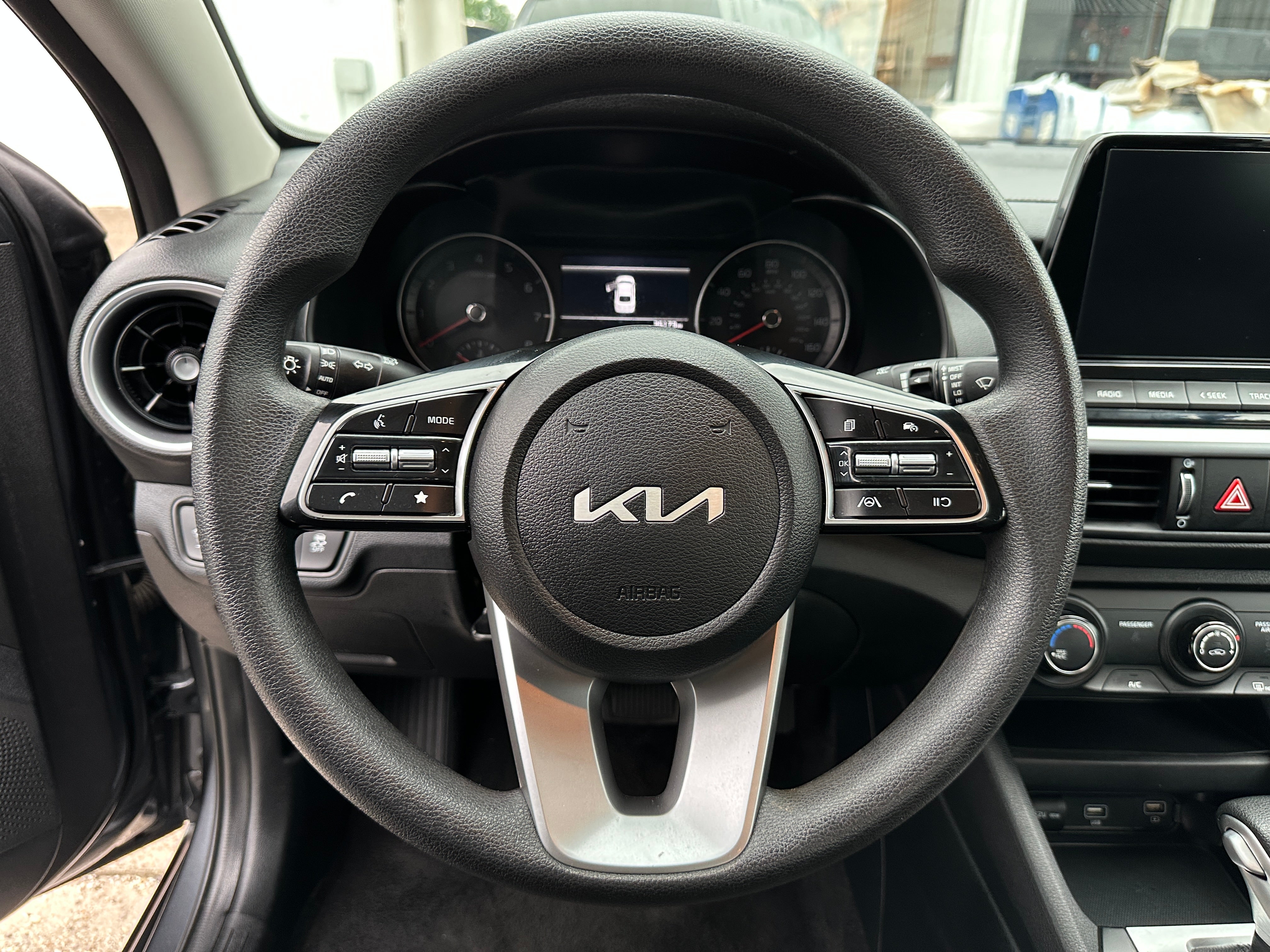 2024 Kia Forte LXS 5