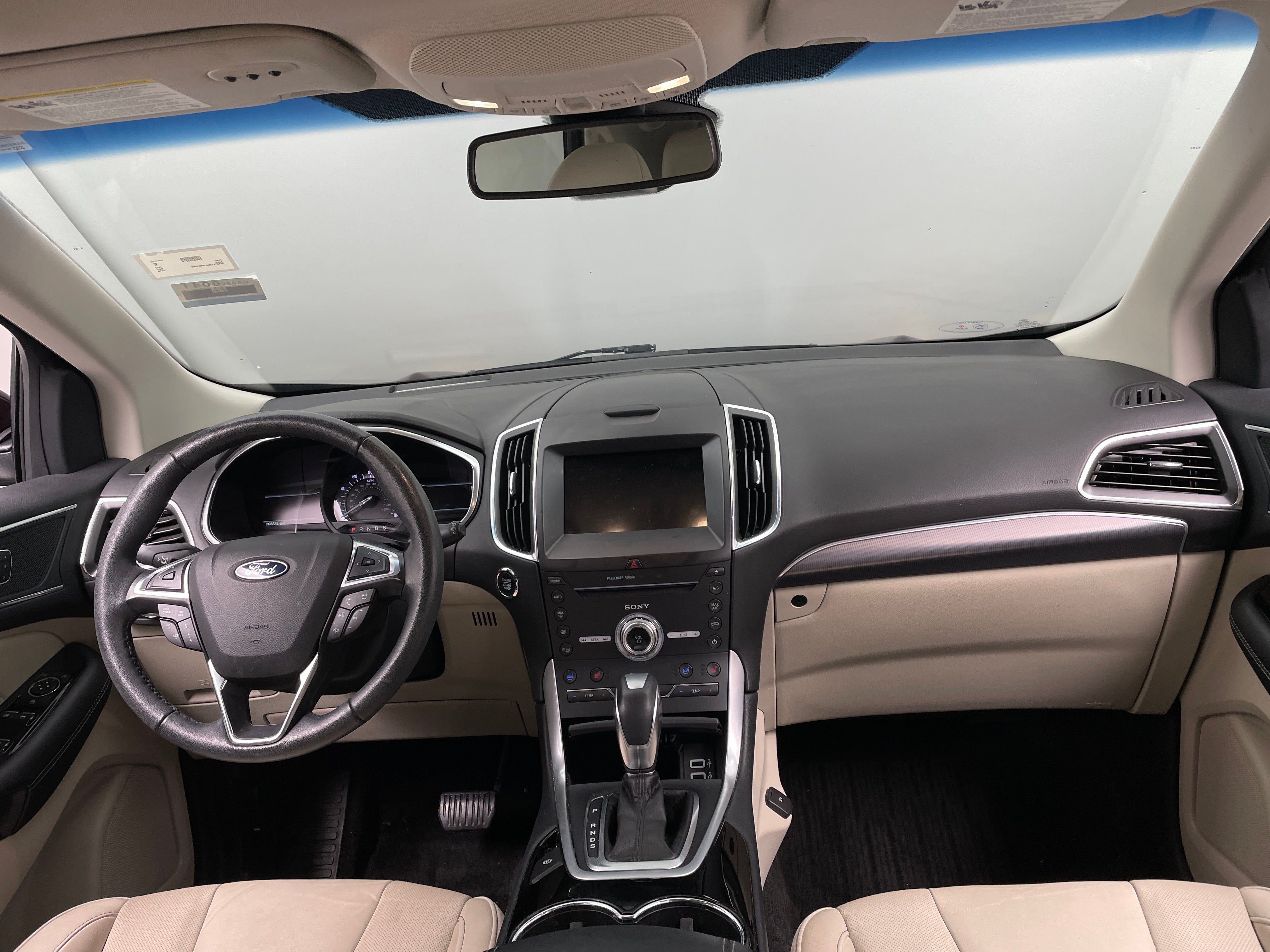 2018 Ford Edge Titanium 2