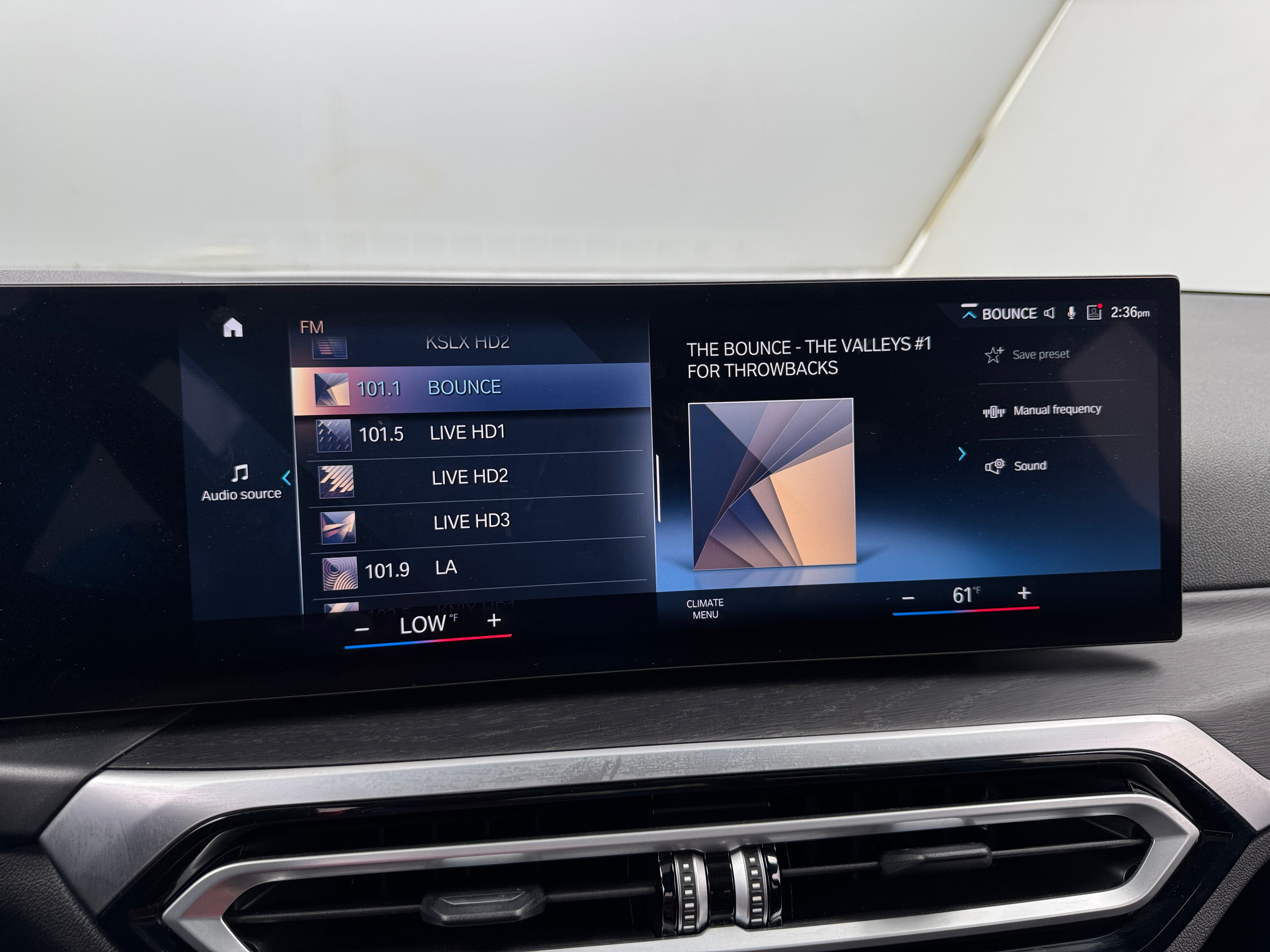 2024 BMW 3 Series 330i 3