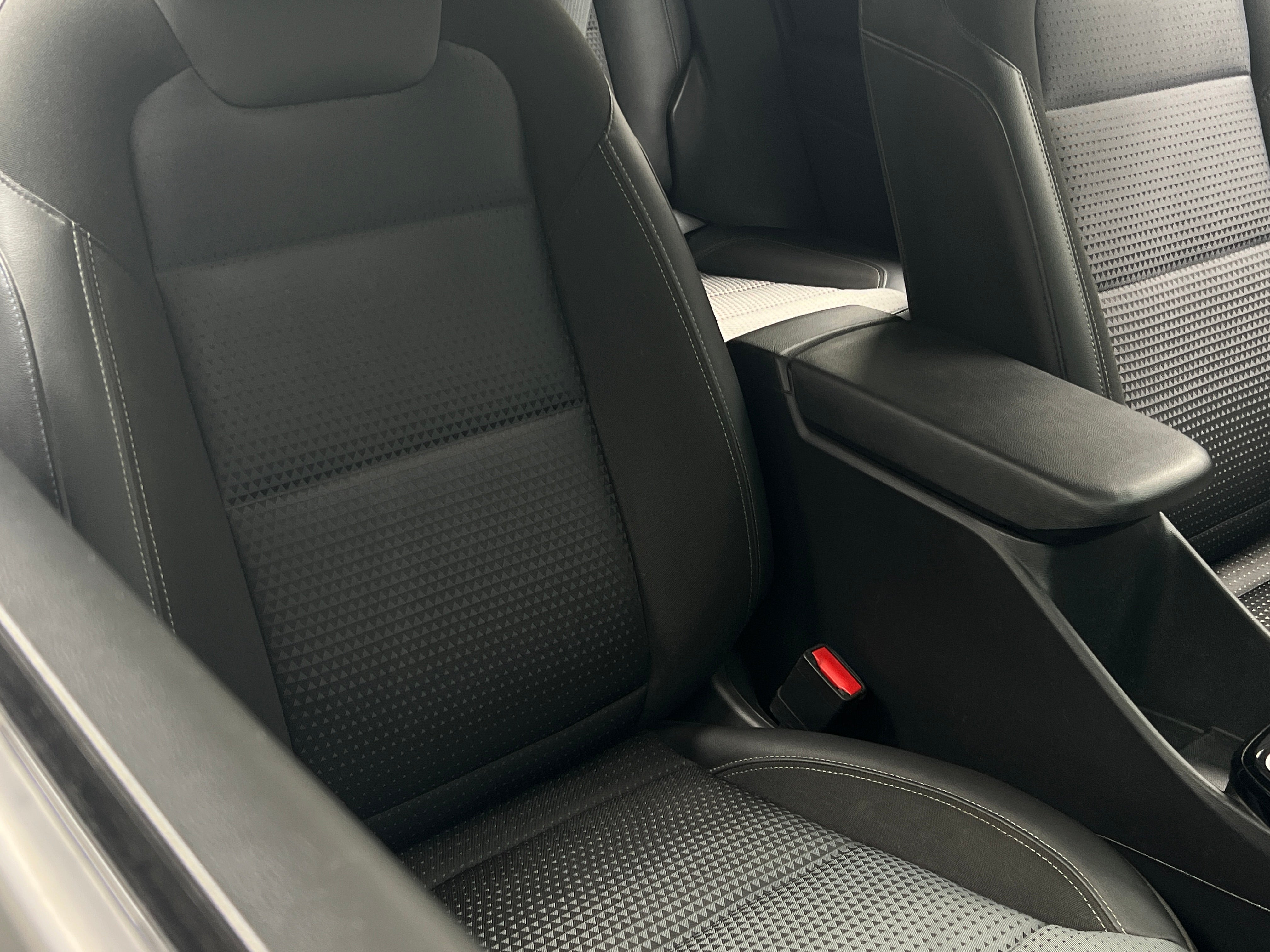 2024 Chevrolet Trax LT 2