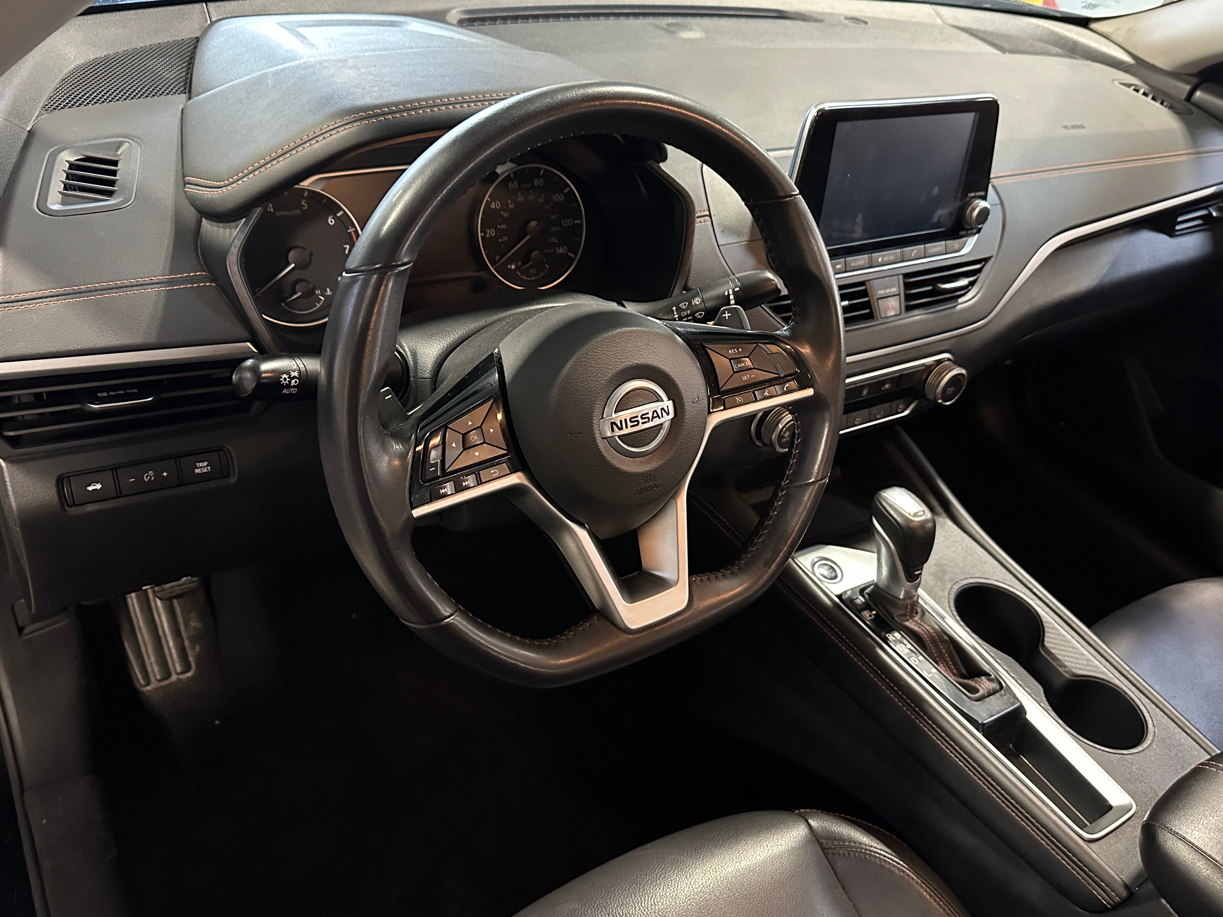 2021 Nissan Altima SR 3