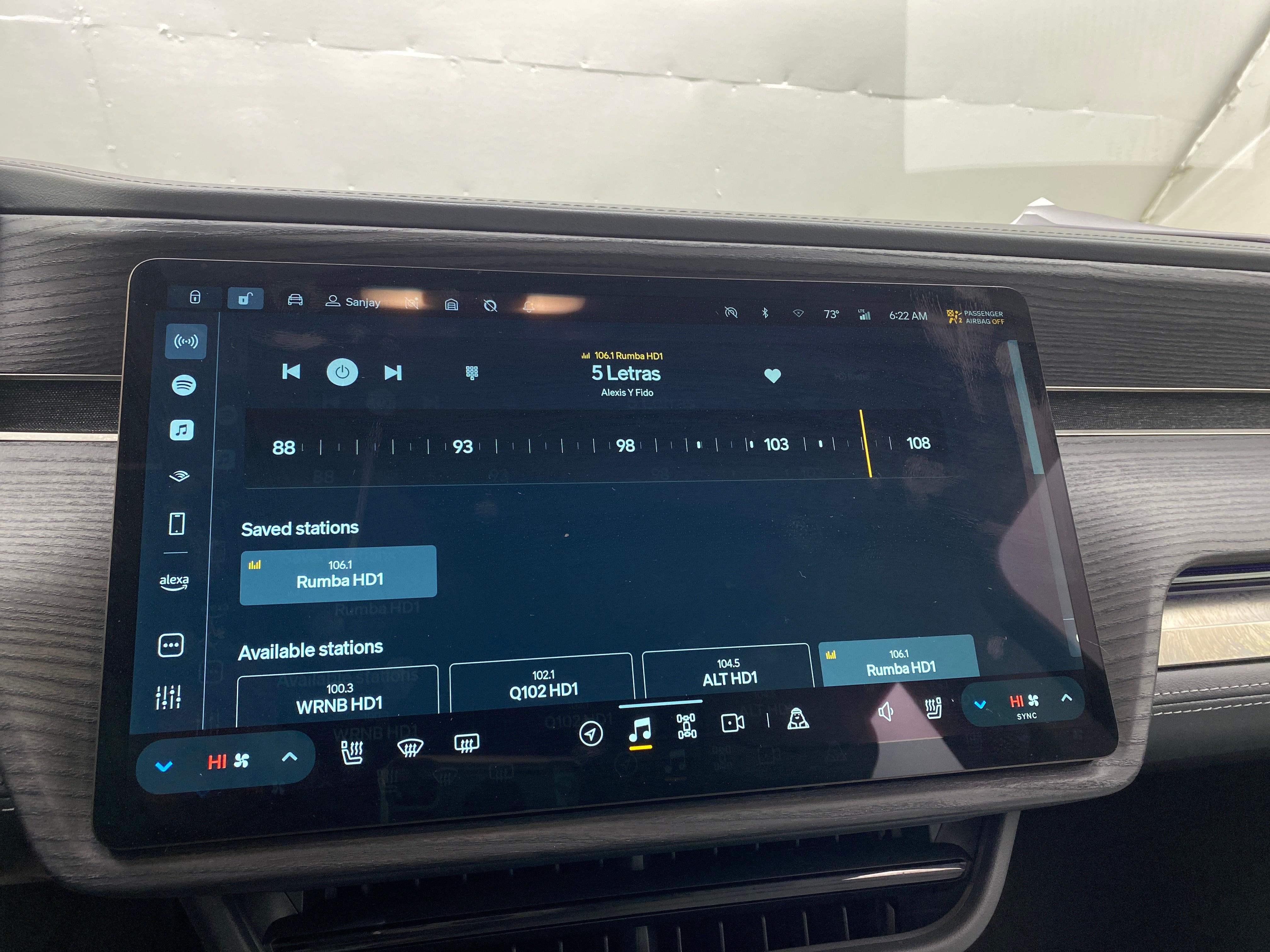 2023 Rivian R1S Adventure 3