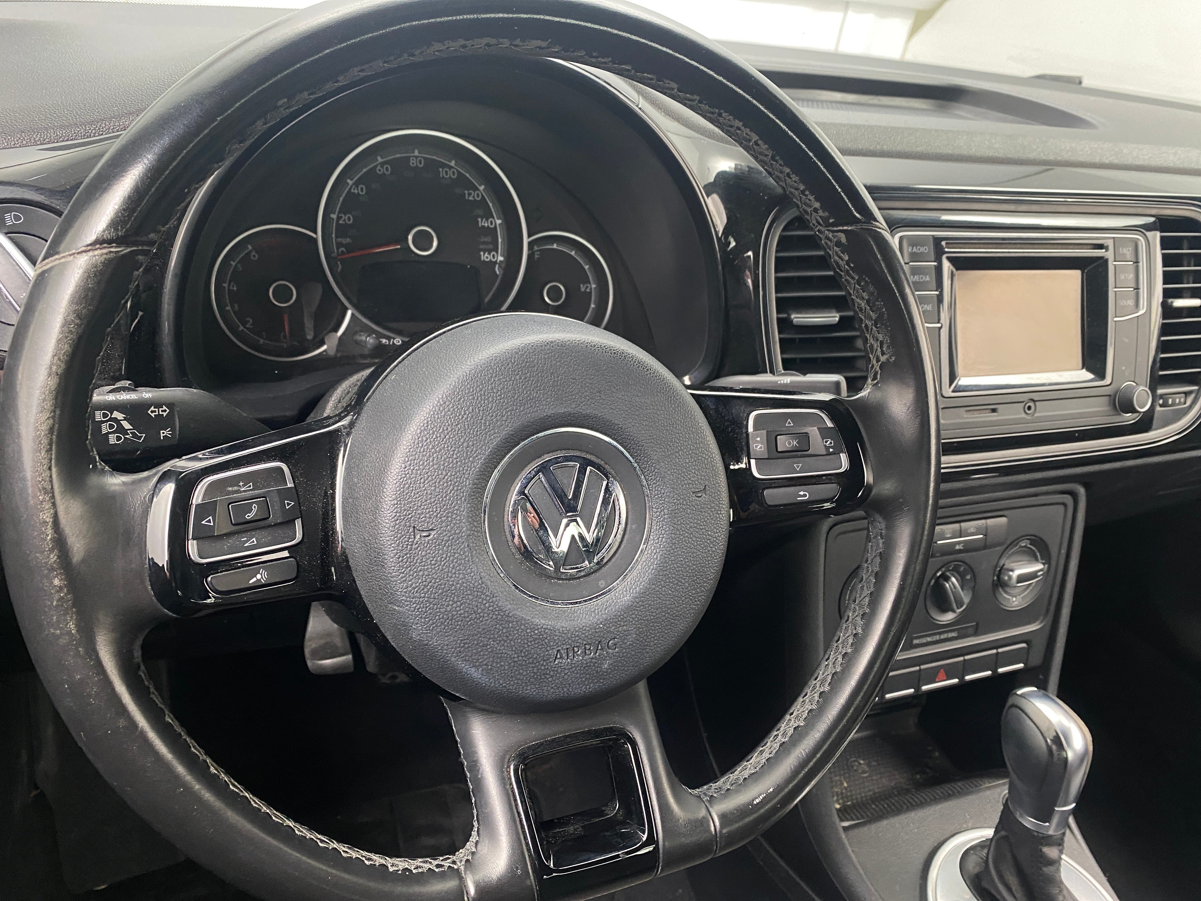 2018 Volkswagen Beetle S 5