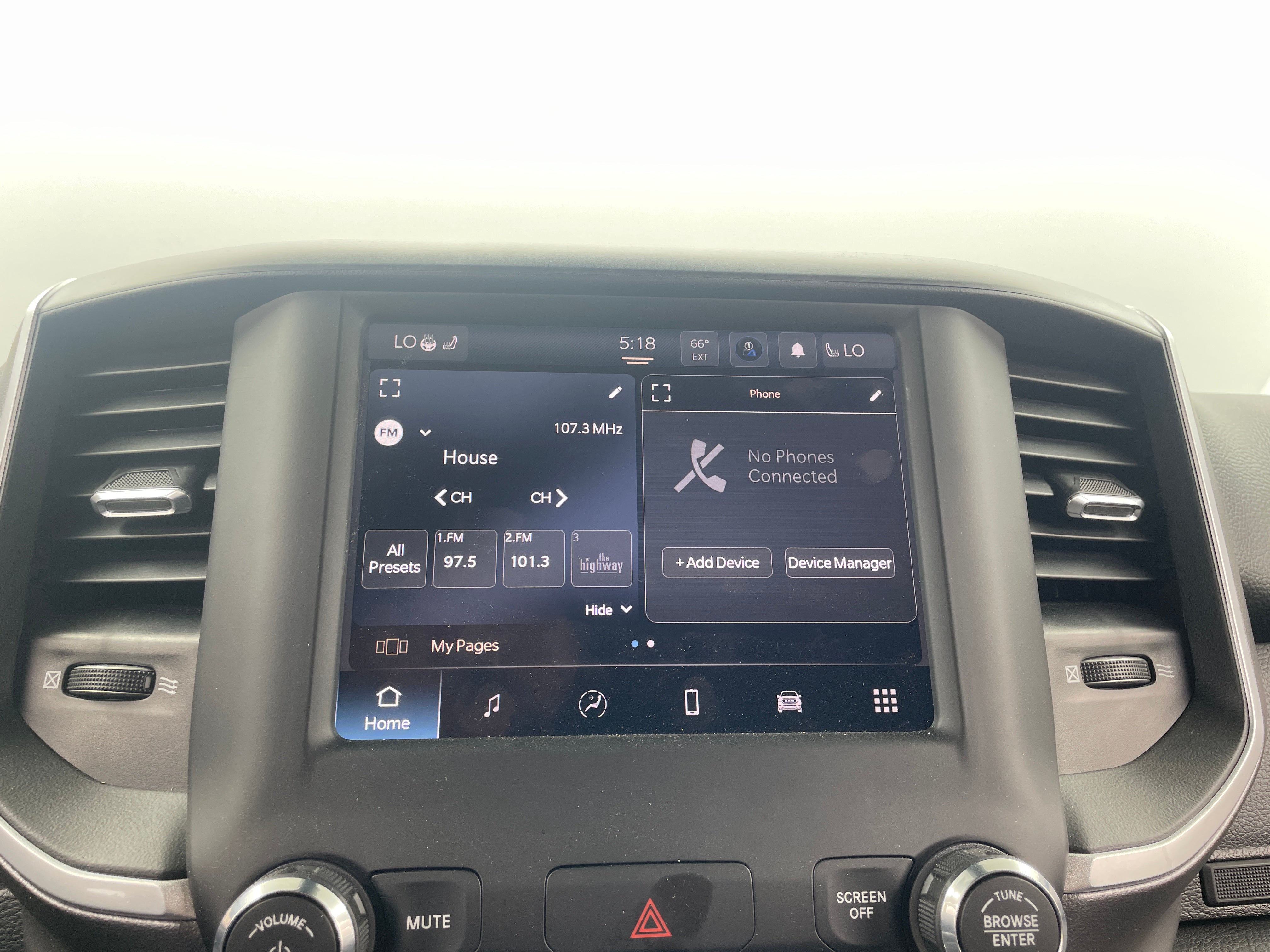 2022 RAM 1500 Lone Star 4