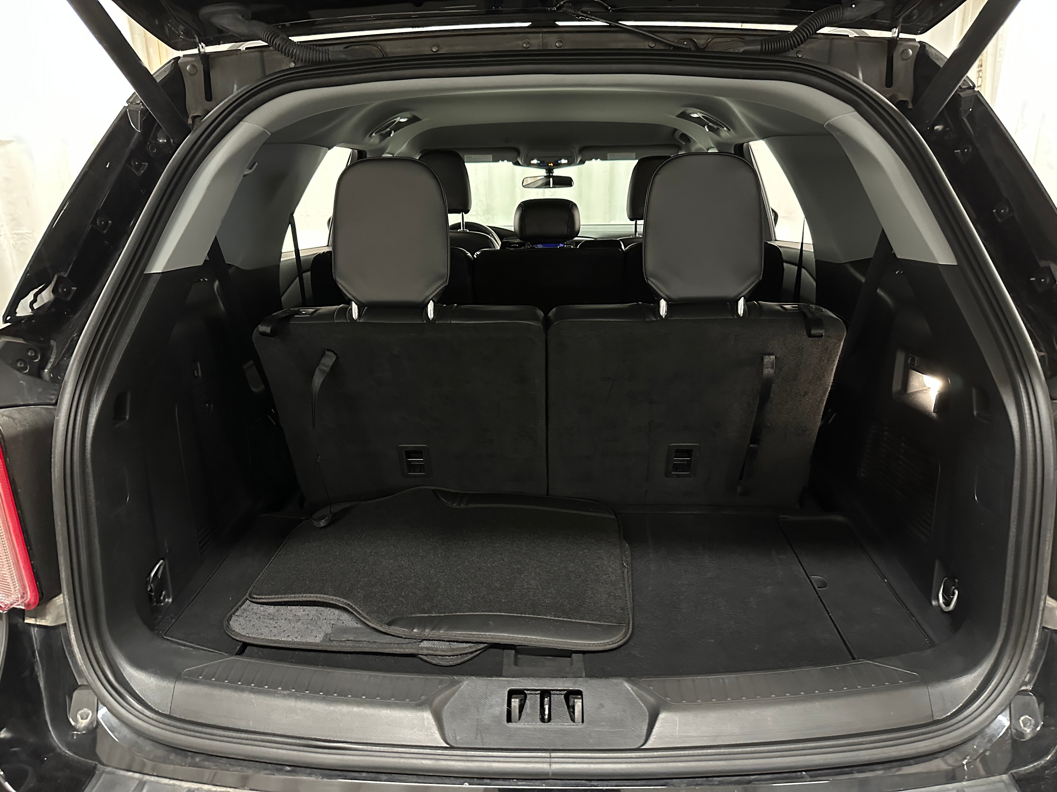 2024 Ford Explorer XLT 6