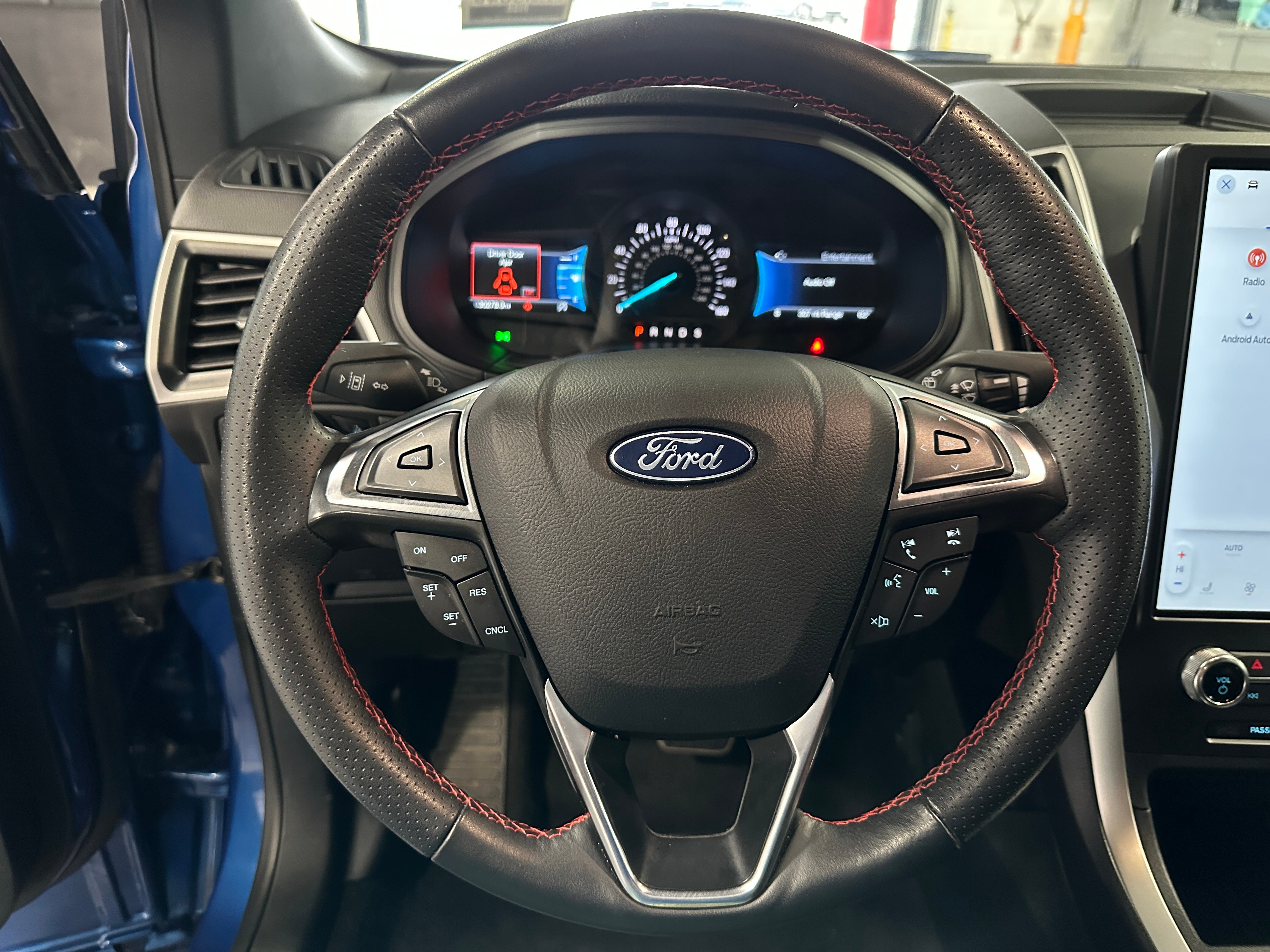 2024 Ford Edge  4