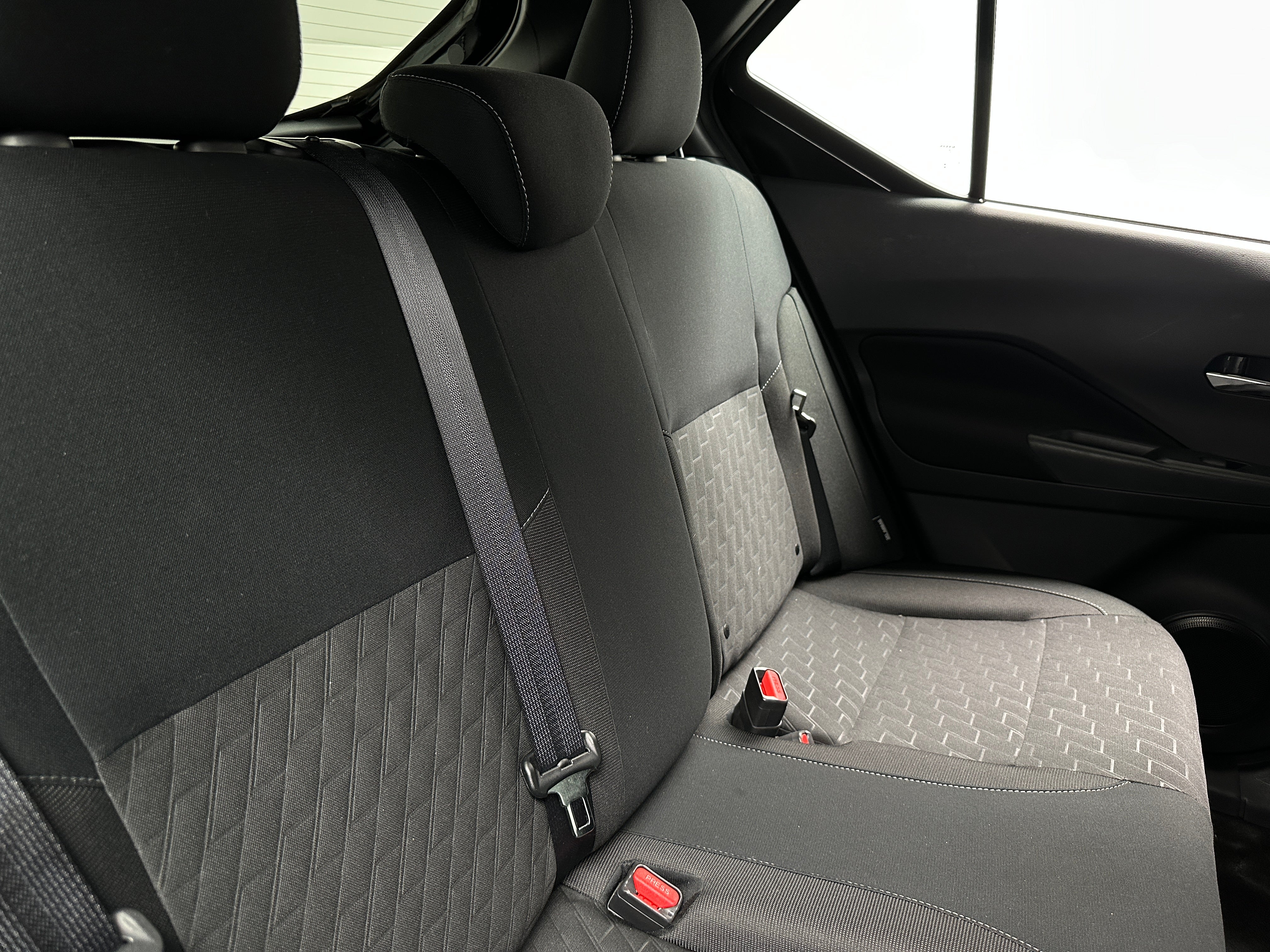 2024 Nissan Kicks SV 6