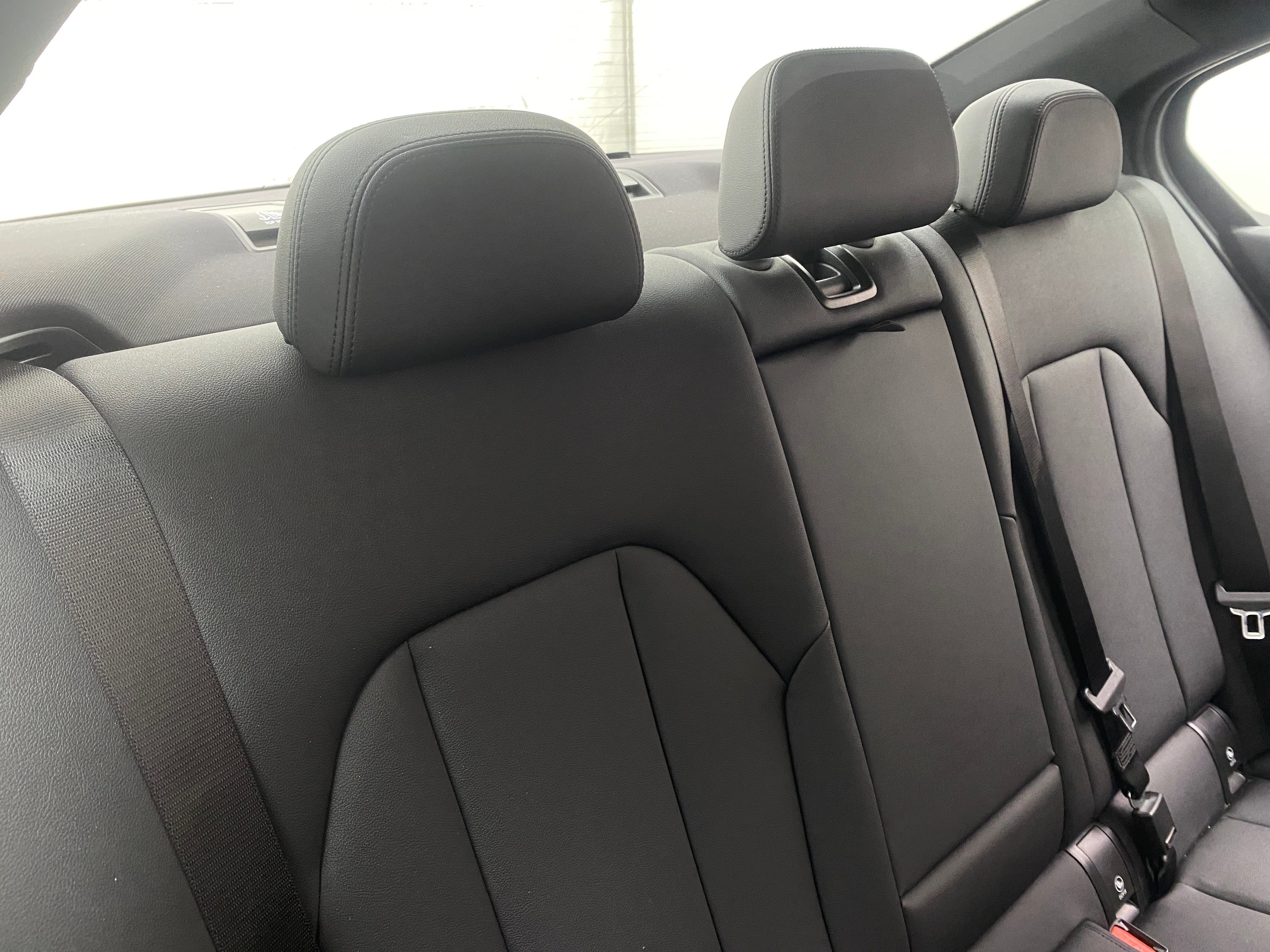 2020 BMW 3 Series 330i xDrive 5