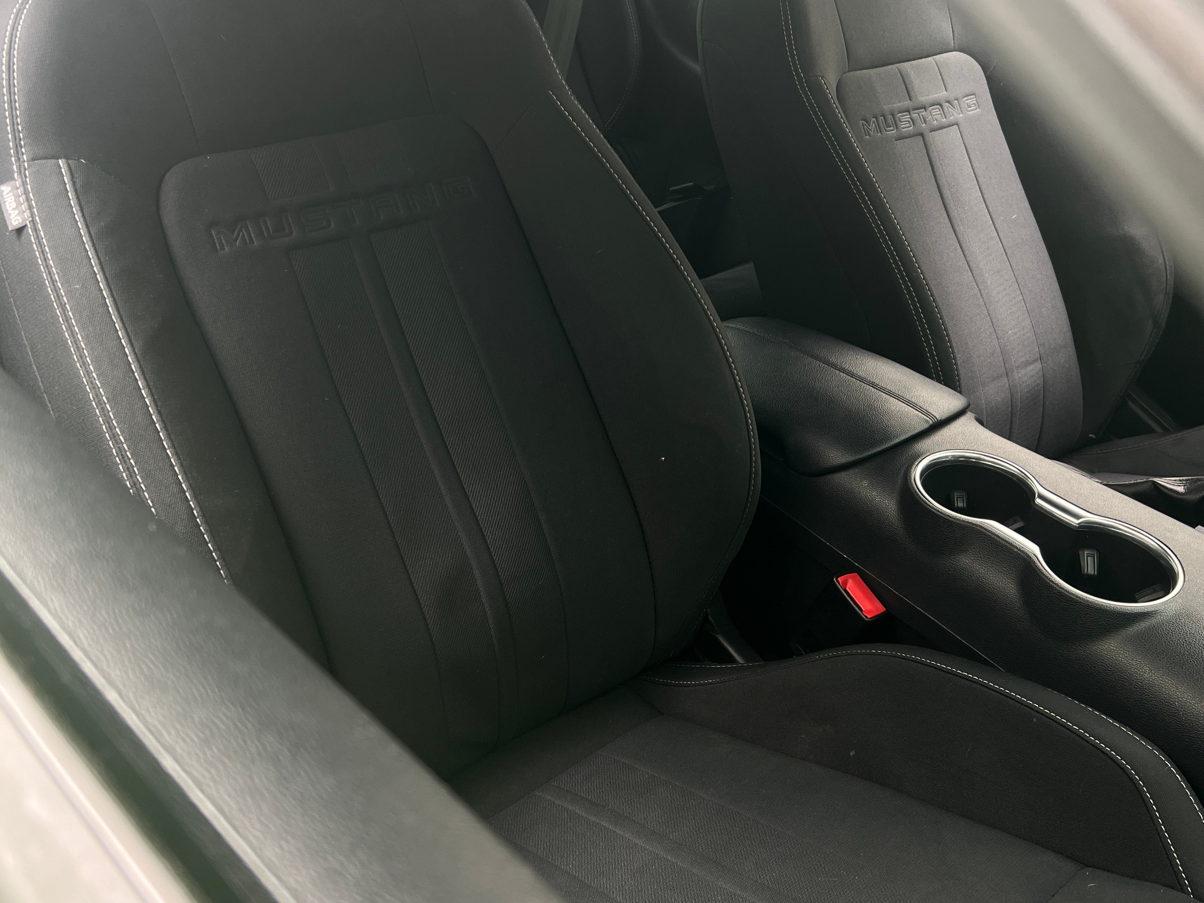 2020 Ford Mustang  2