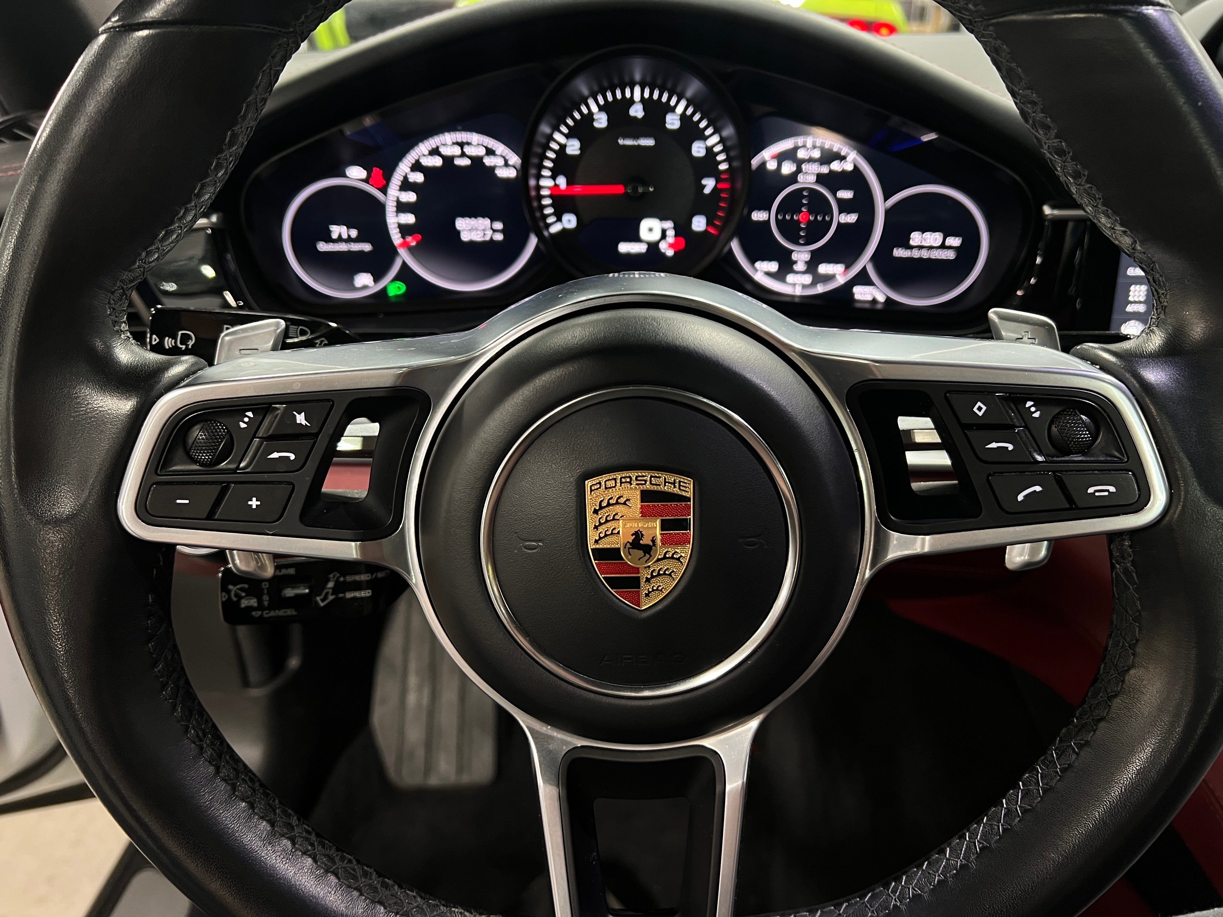 2019 Porsche Panamera 4 4