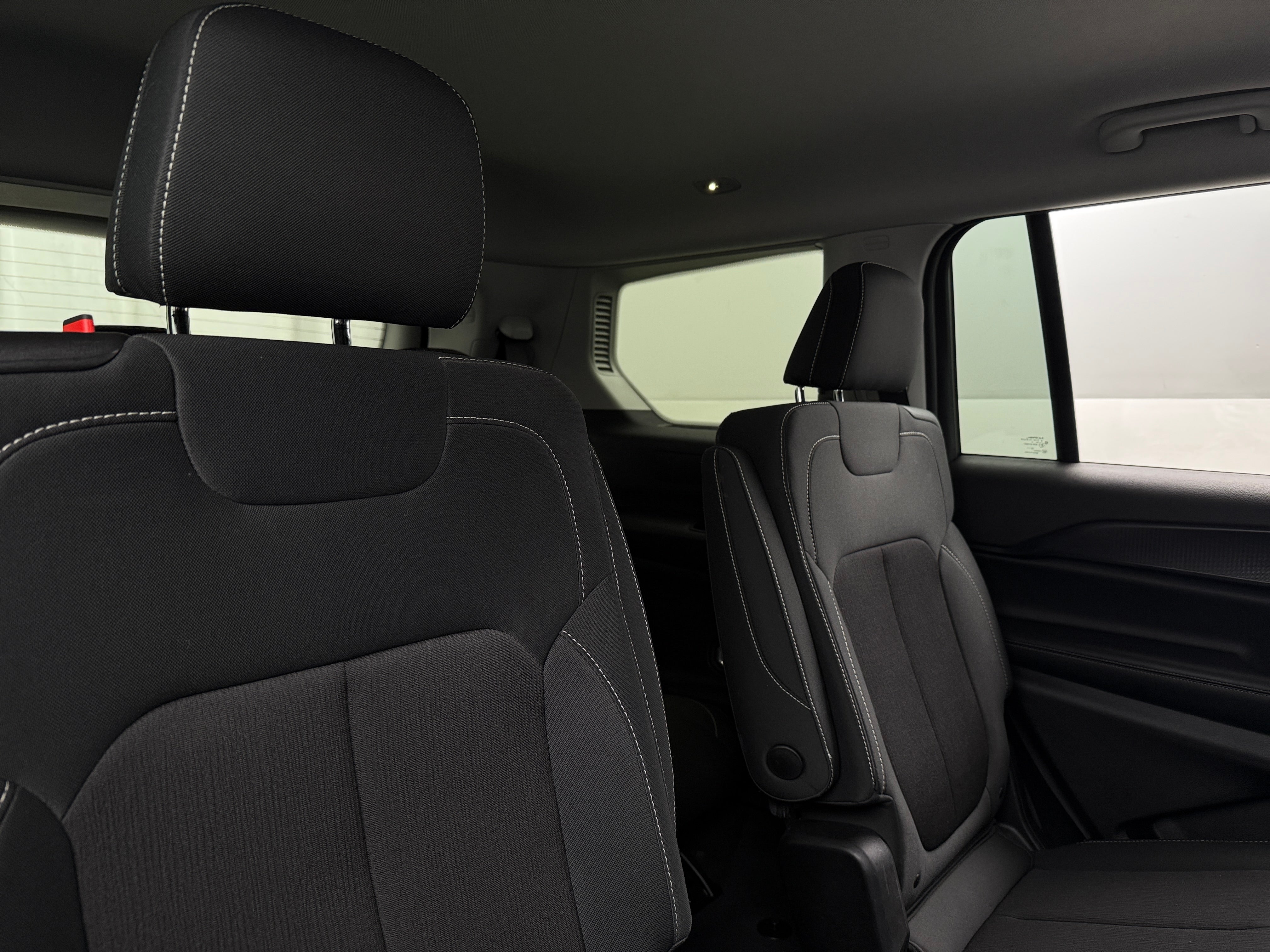 2023 Jeep Grand Cherokee L Laredo 6