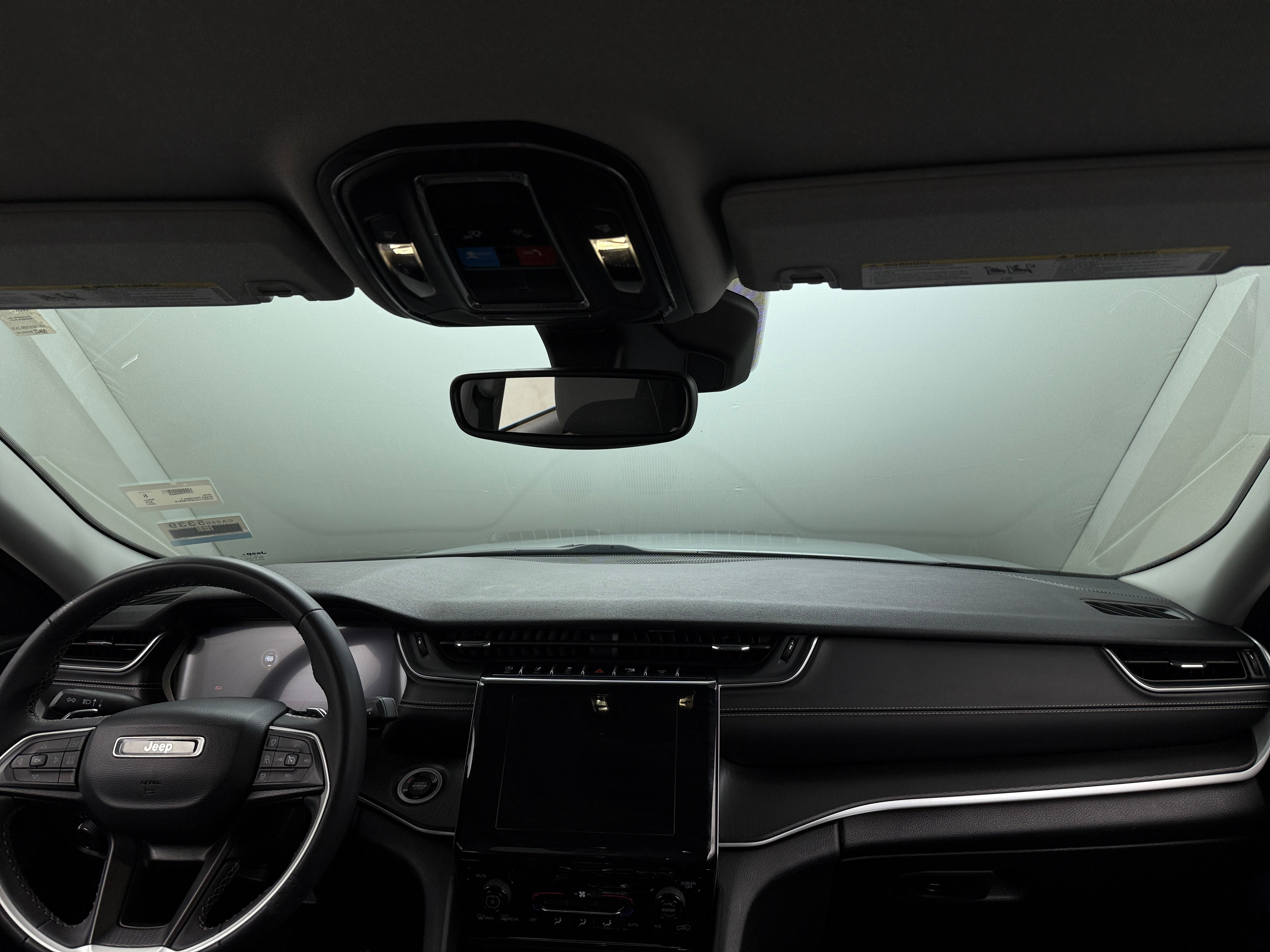 2023 Jeep Grand Cherokee L Laredo 3