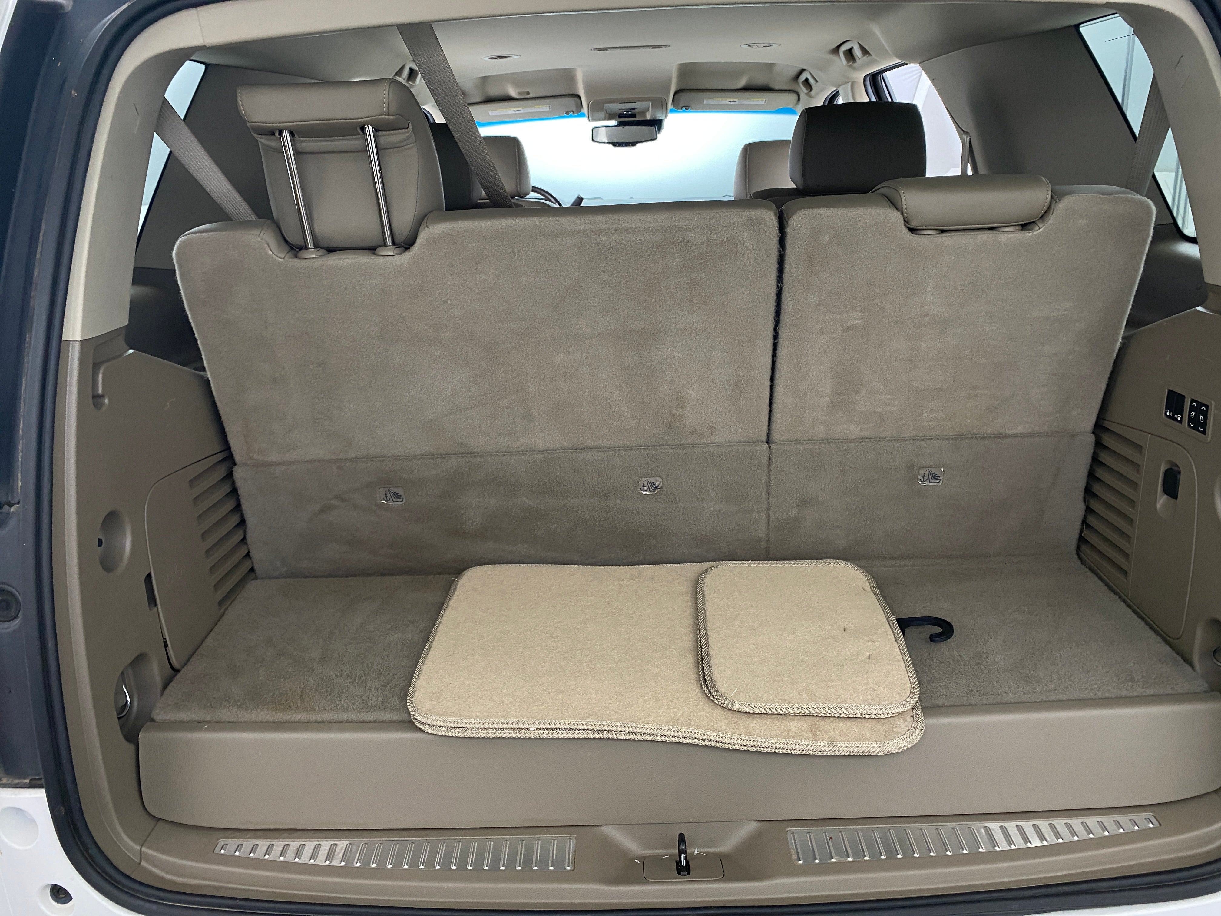 2016 Chevrolet Tahoe LT 6