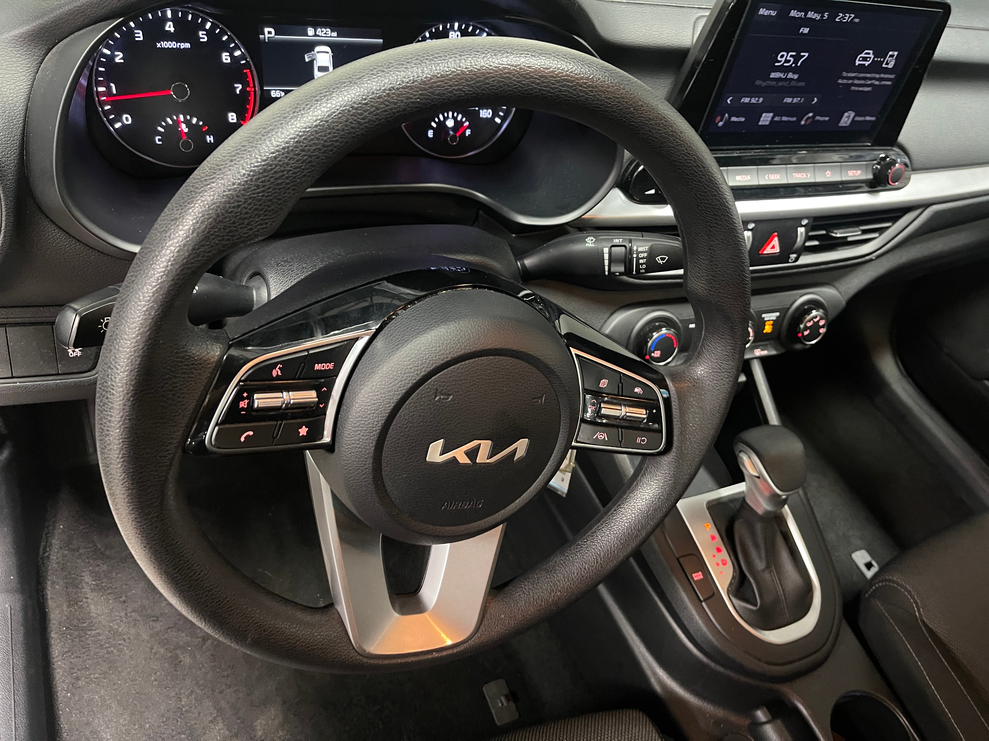 2024 Kia Forte LXS 5