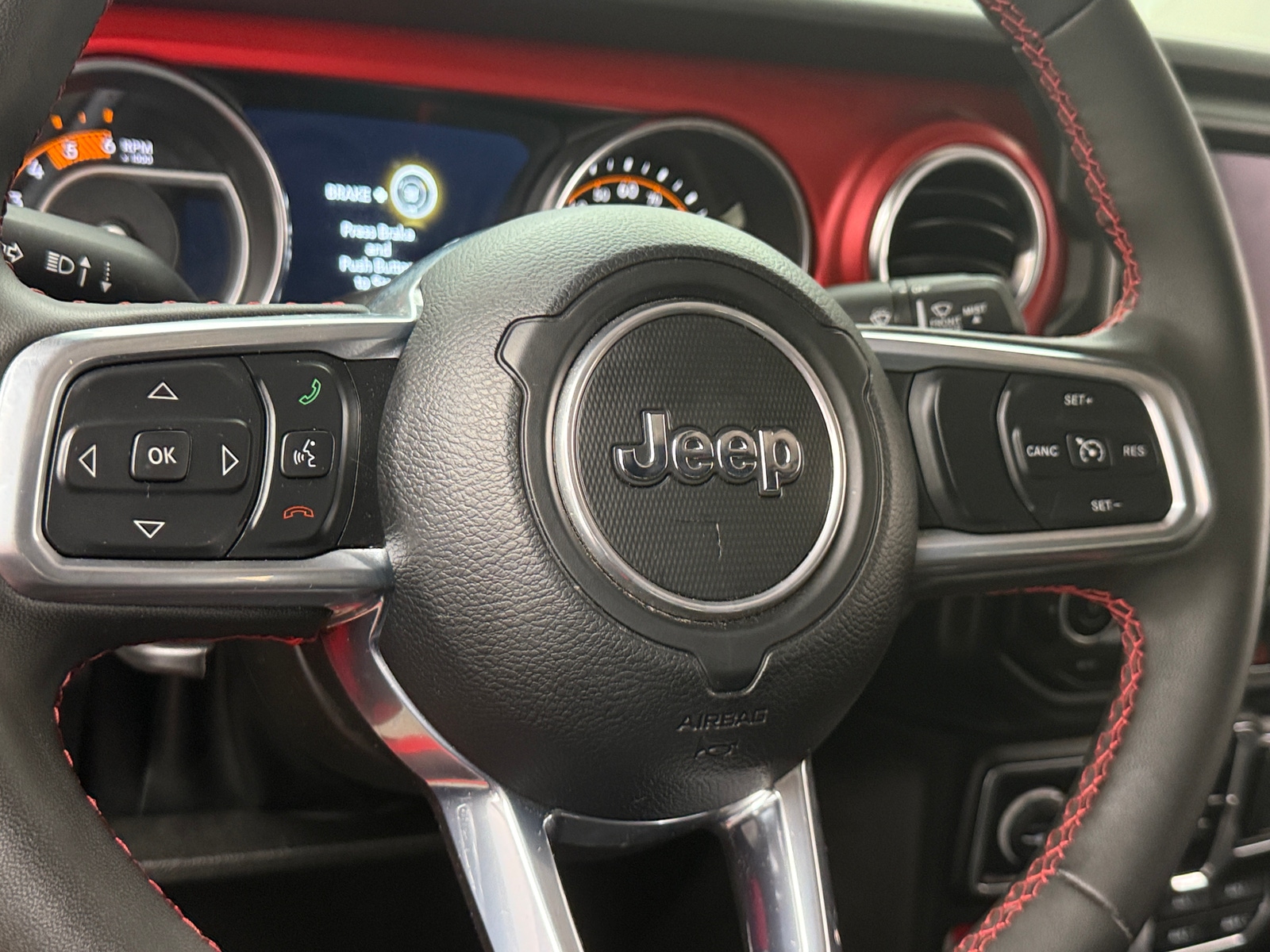 Thumbnail: 2023 Jeep Gladiator - 4