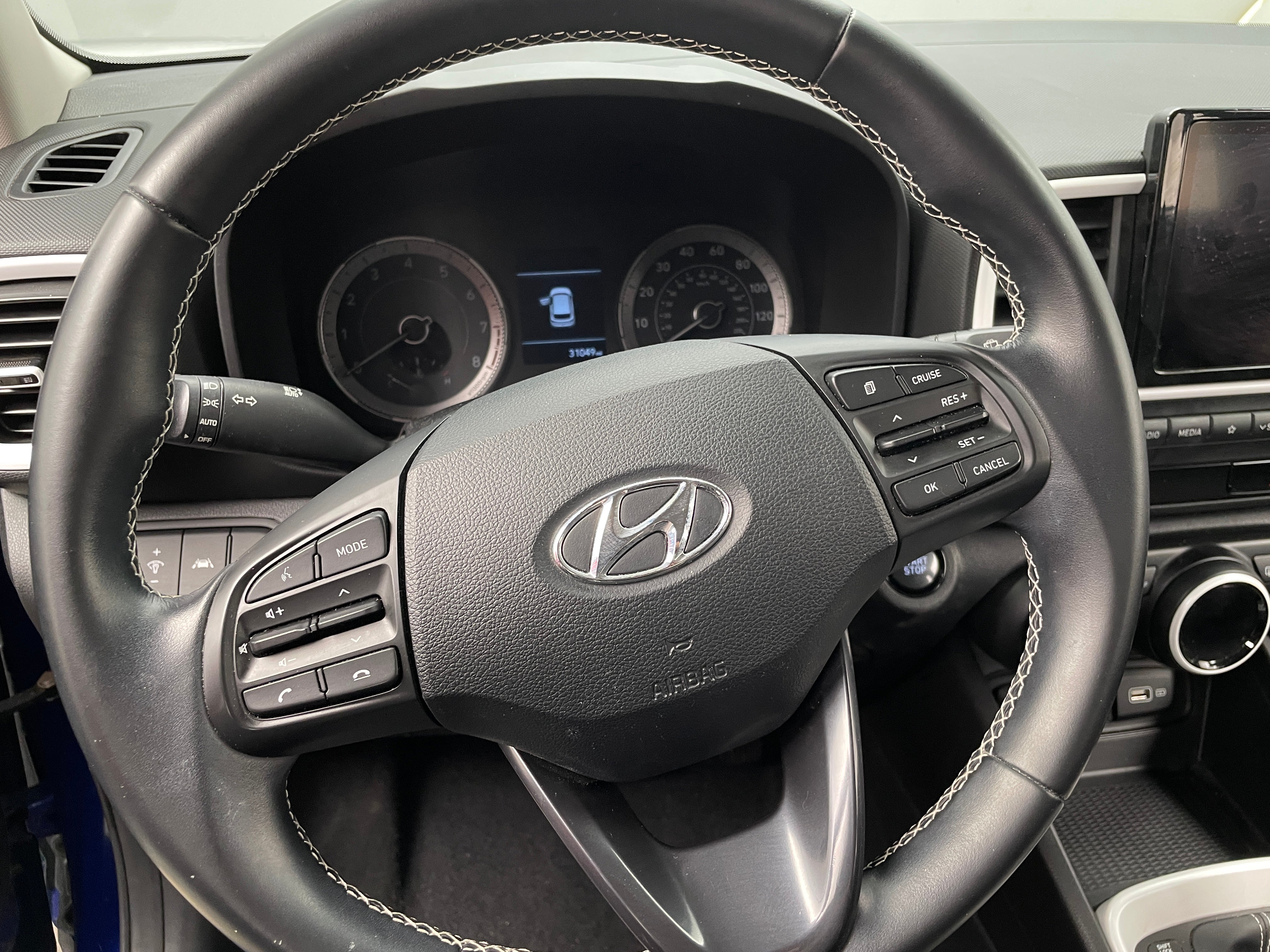 2022 Hyundai Venue Limited 4