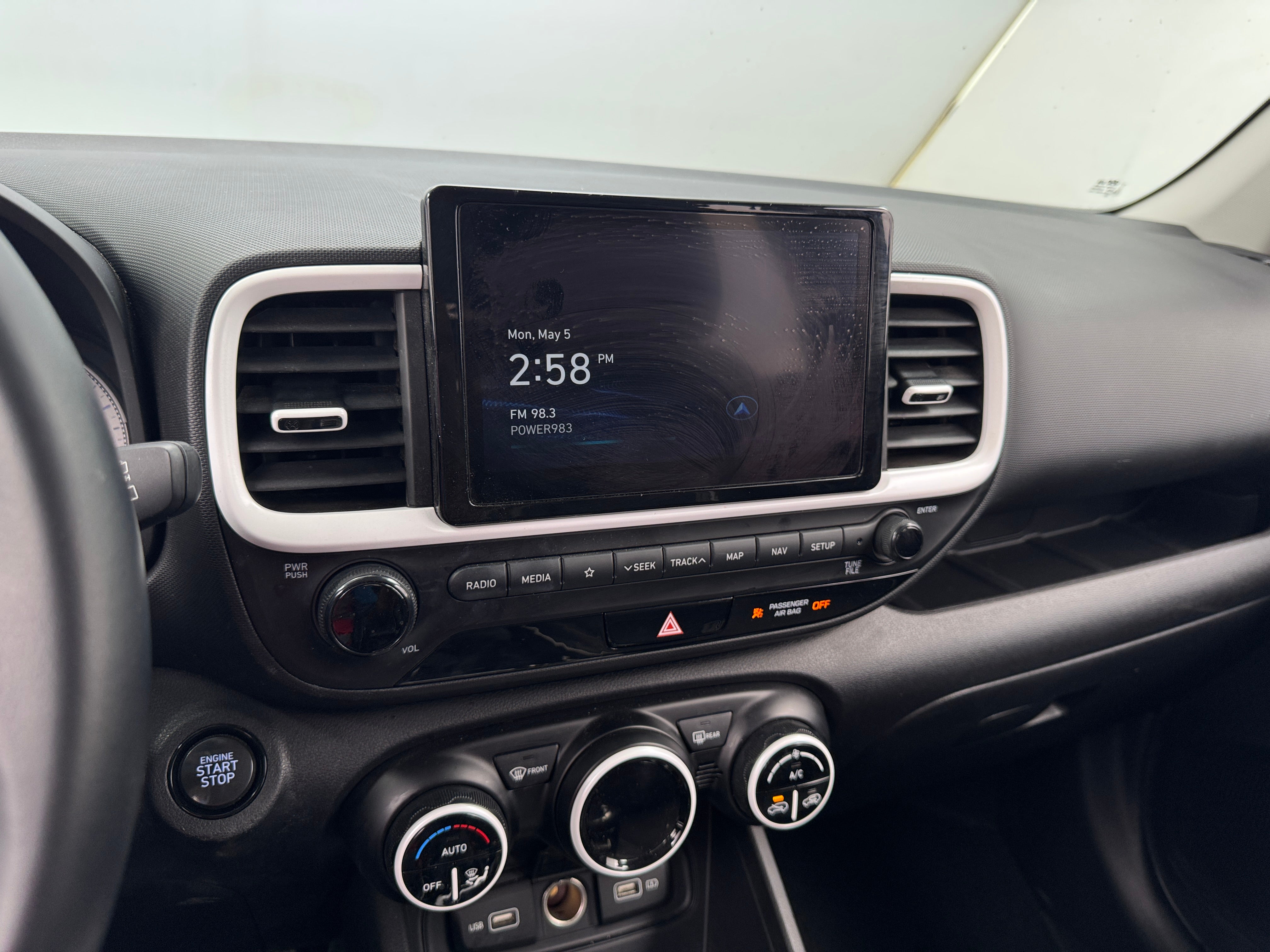 2022 Hyundai Venue Limited 3