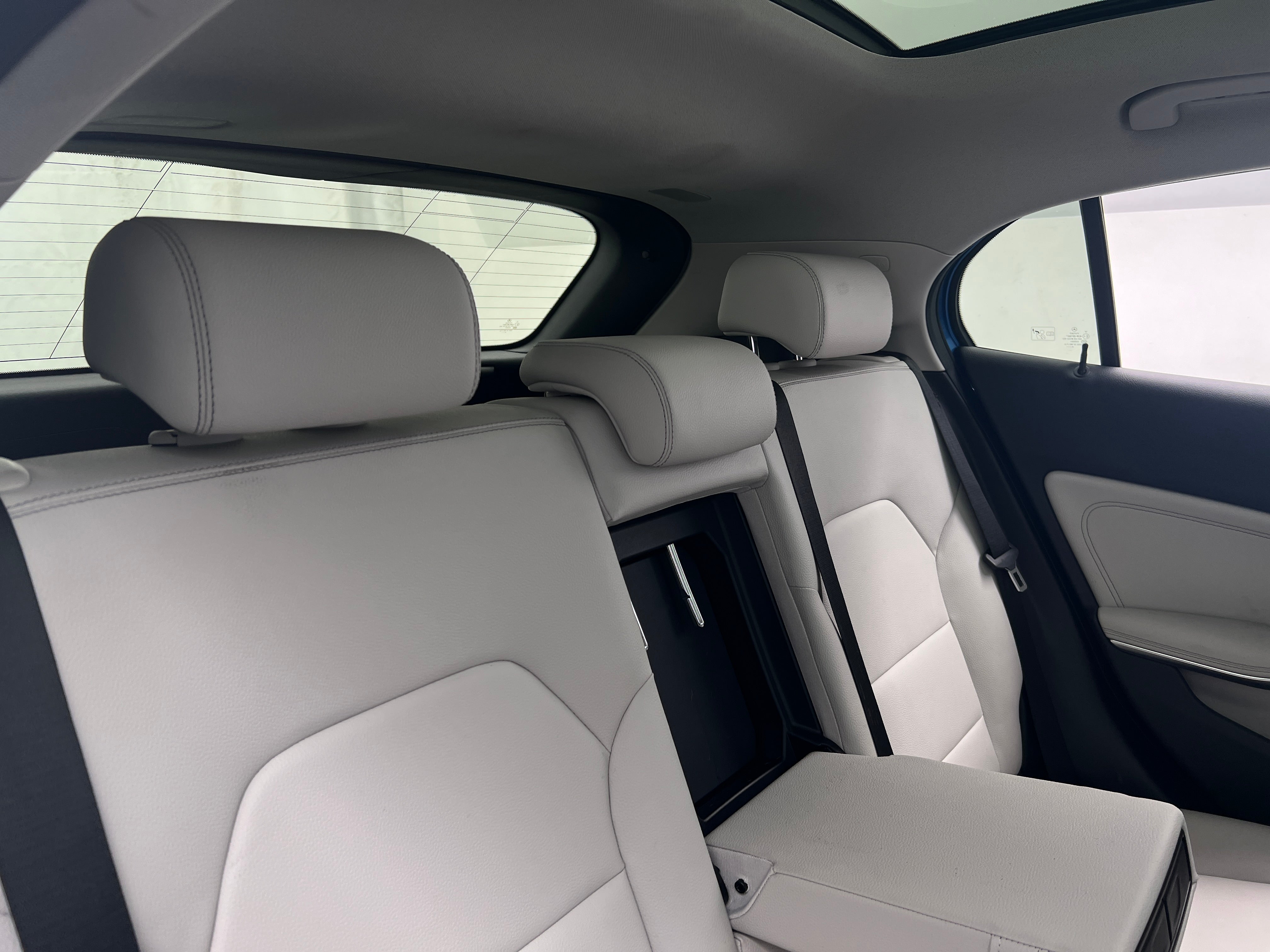 2015 Mercedes-Benz GLA 250 4MATIC 5