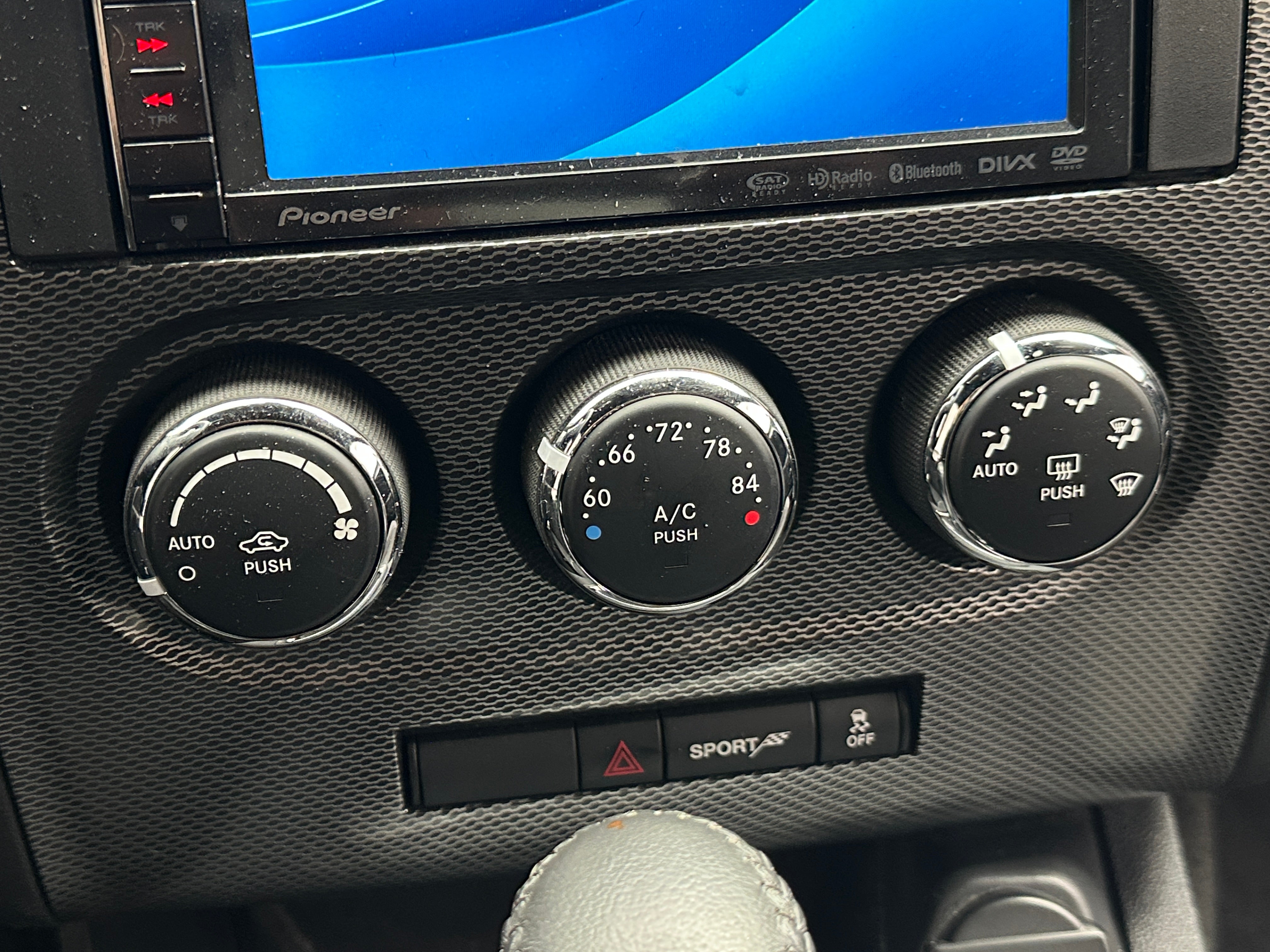 2012 Dodge Challenger R/T 3