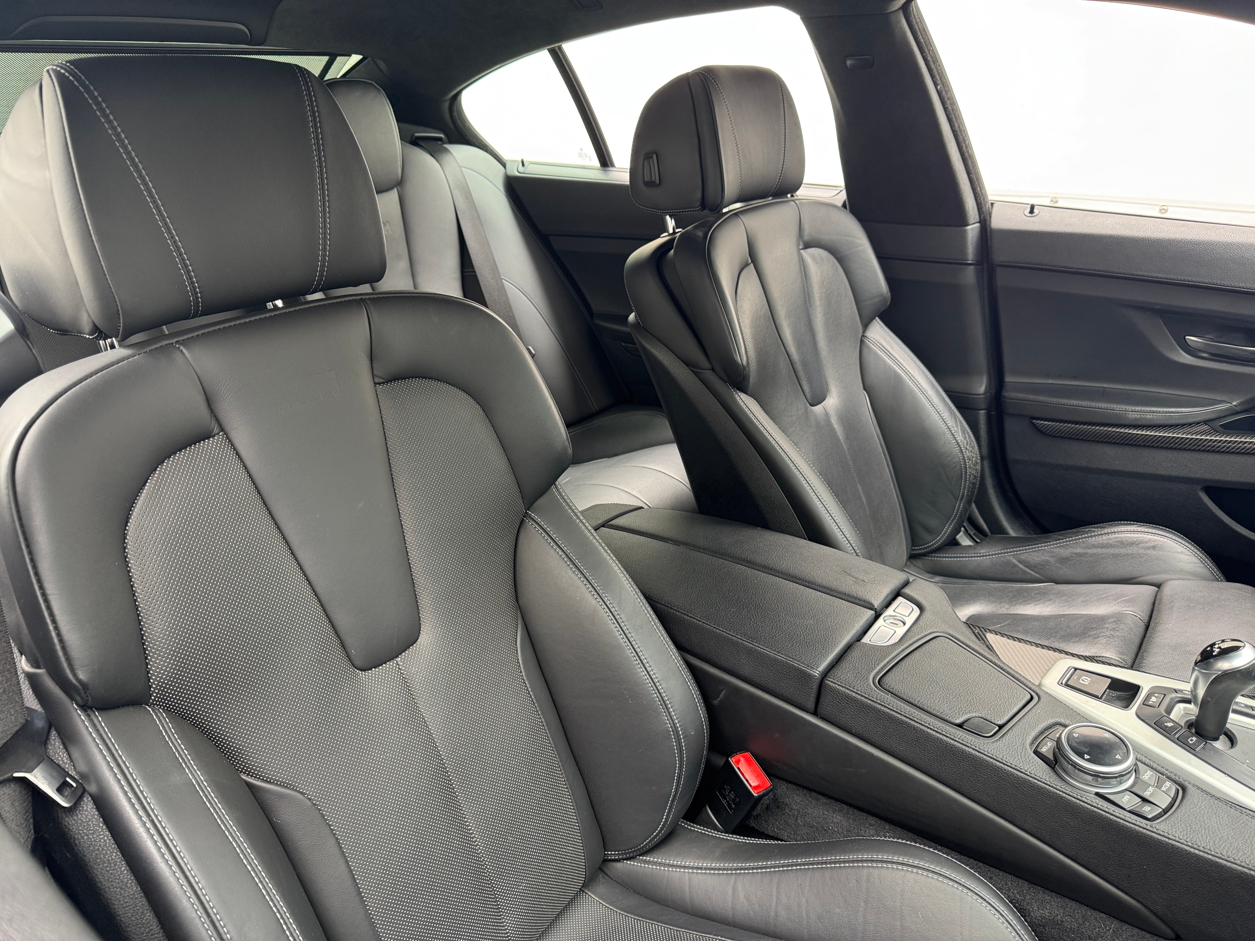 2015 BMW M6 Base 2