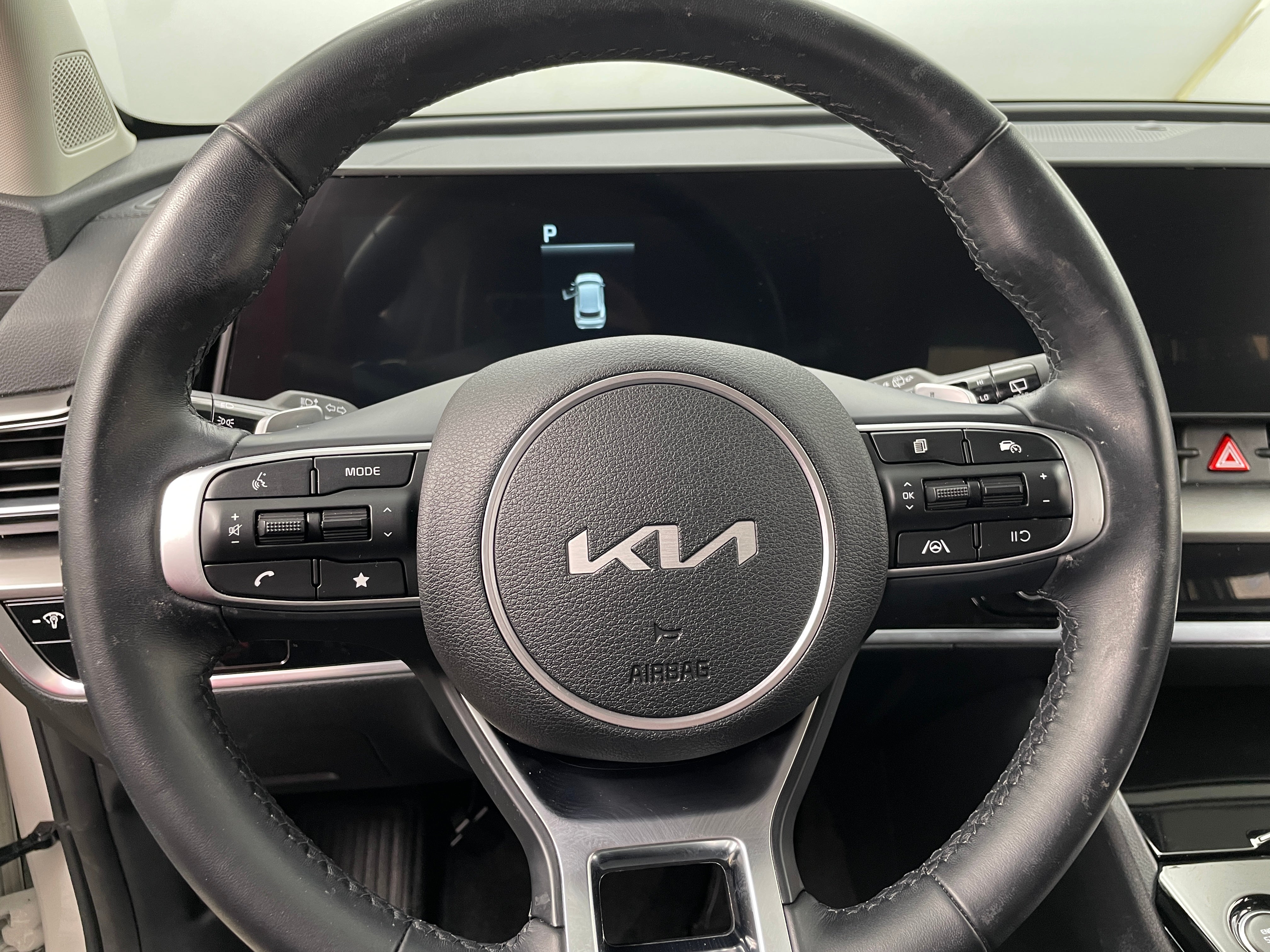 2024 Kia Sportage EX 4