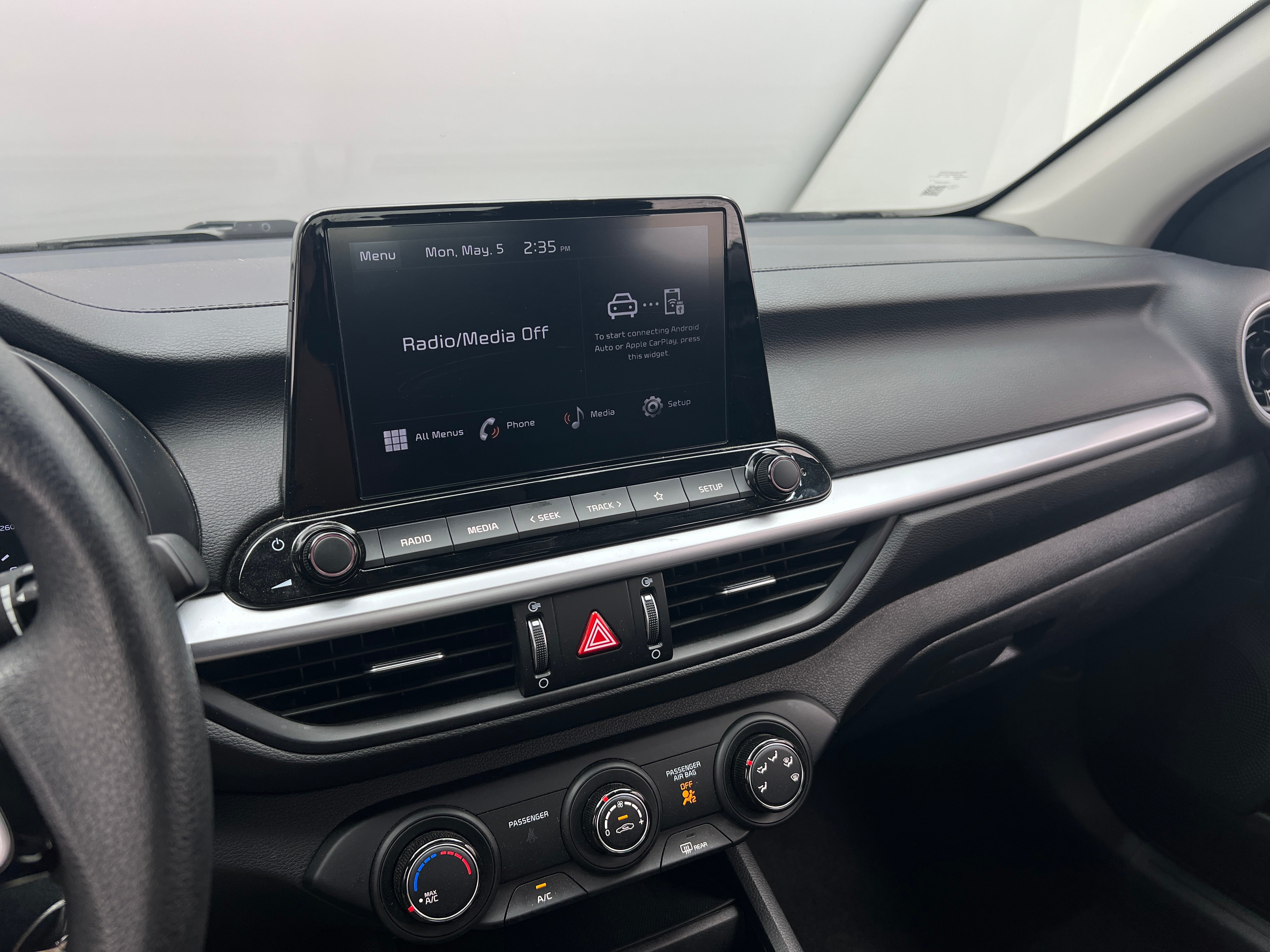2024 Kia Forte LXS 4