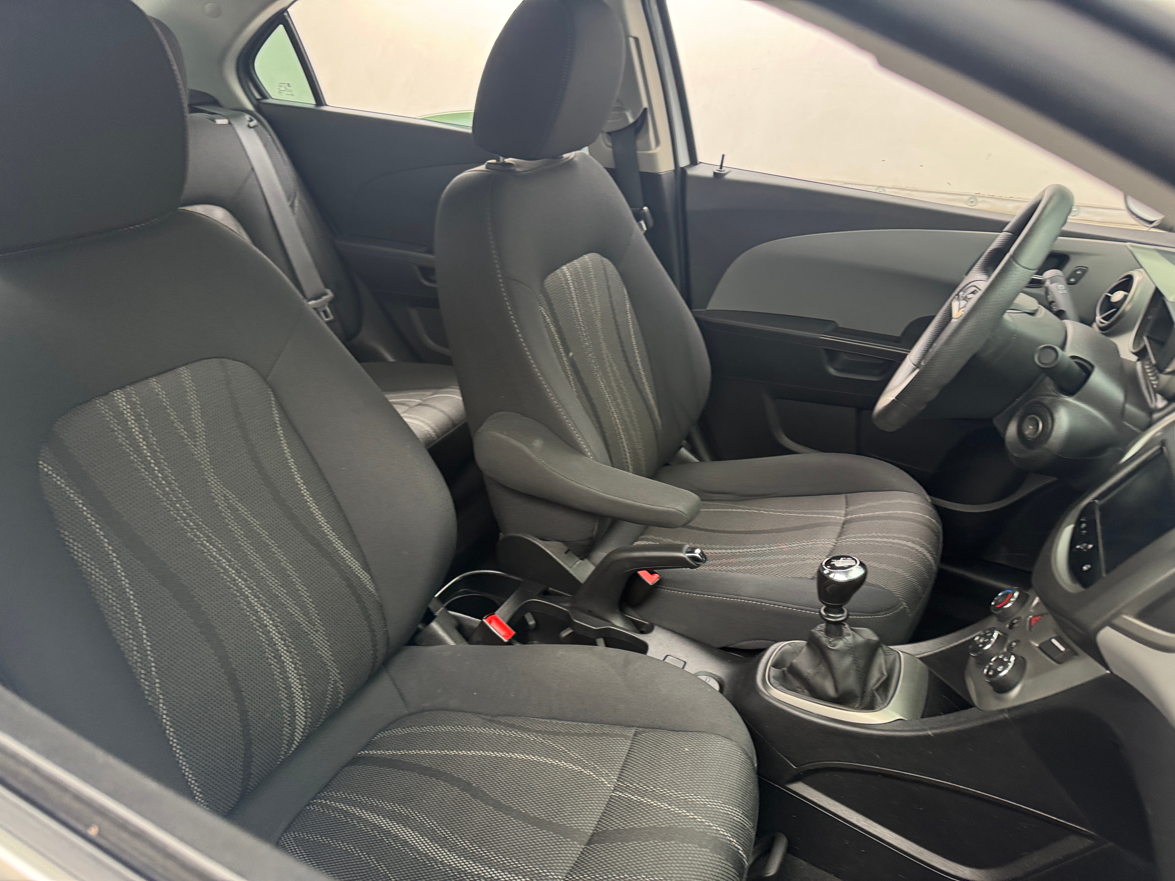 2014 Chevrolet Sonic LT 2