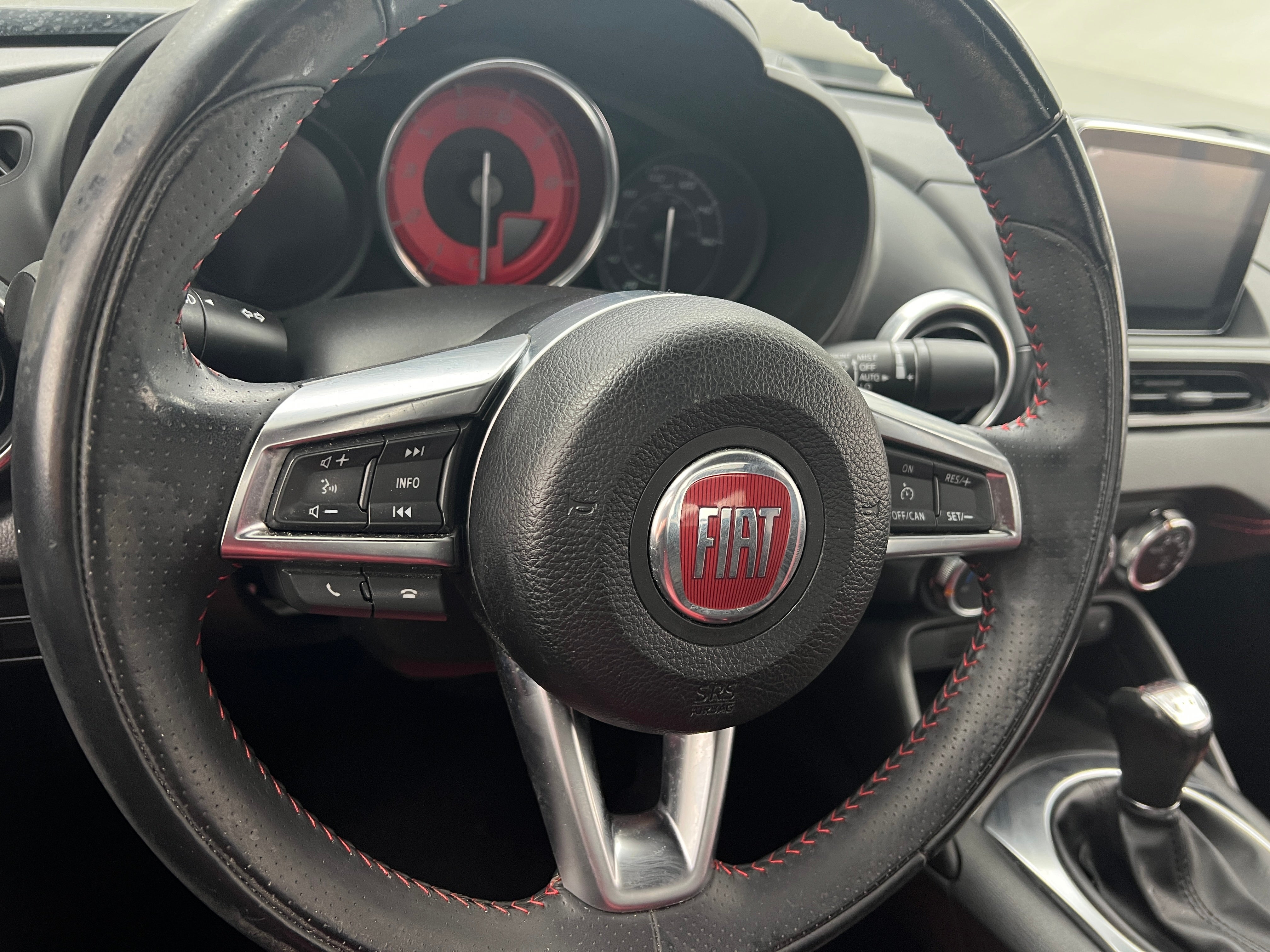 2017 Fiat 124 Spider Abarth 4