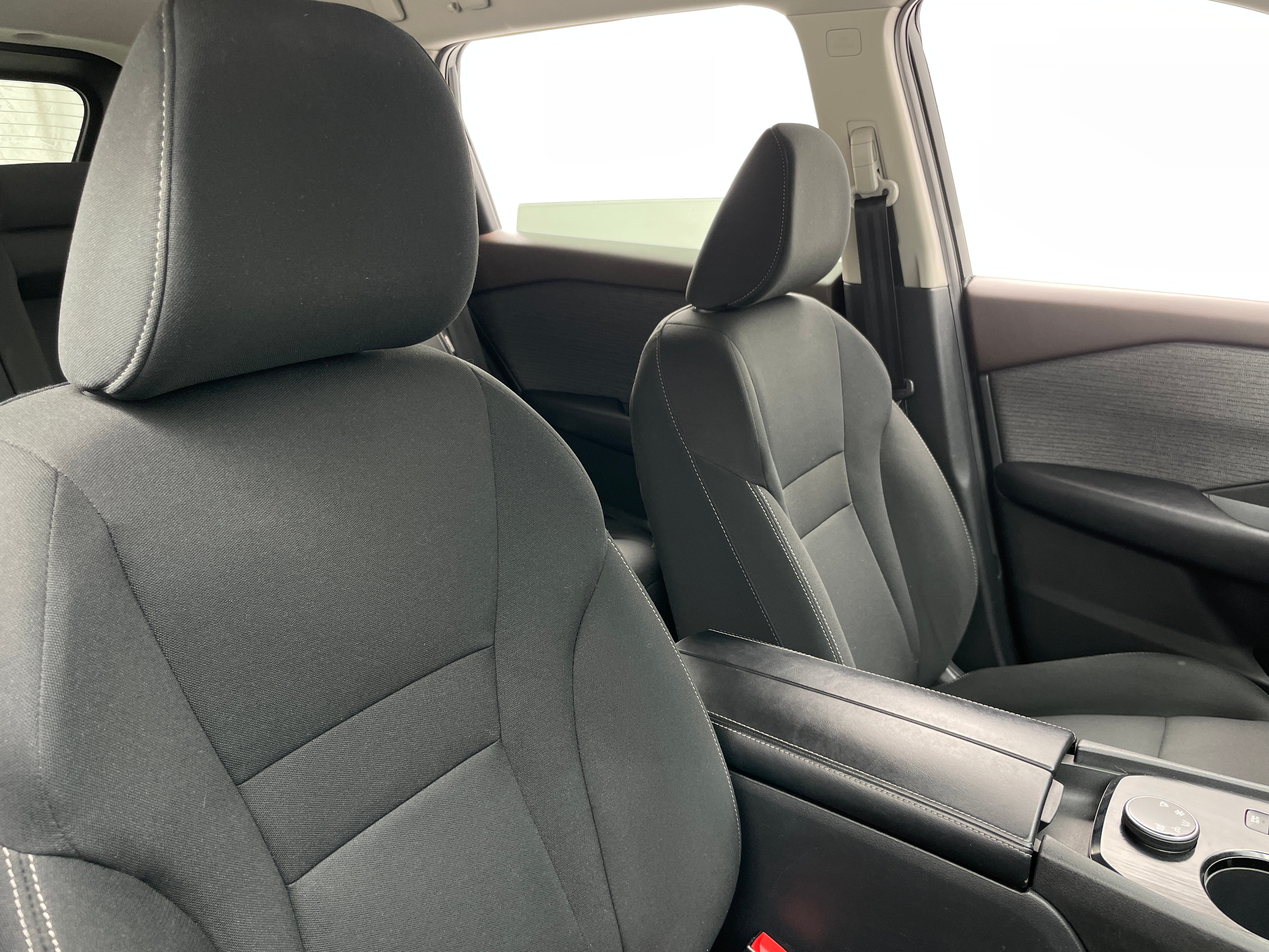 2023 Nissan Rogue S 2