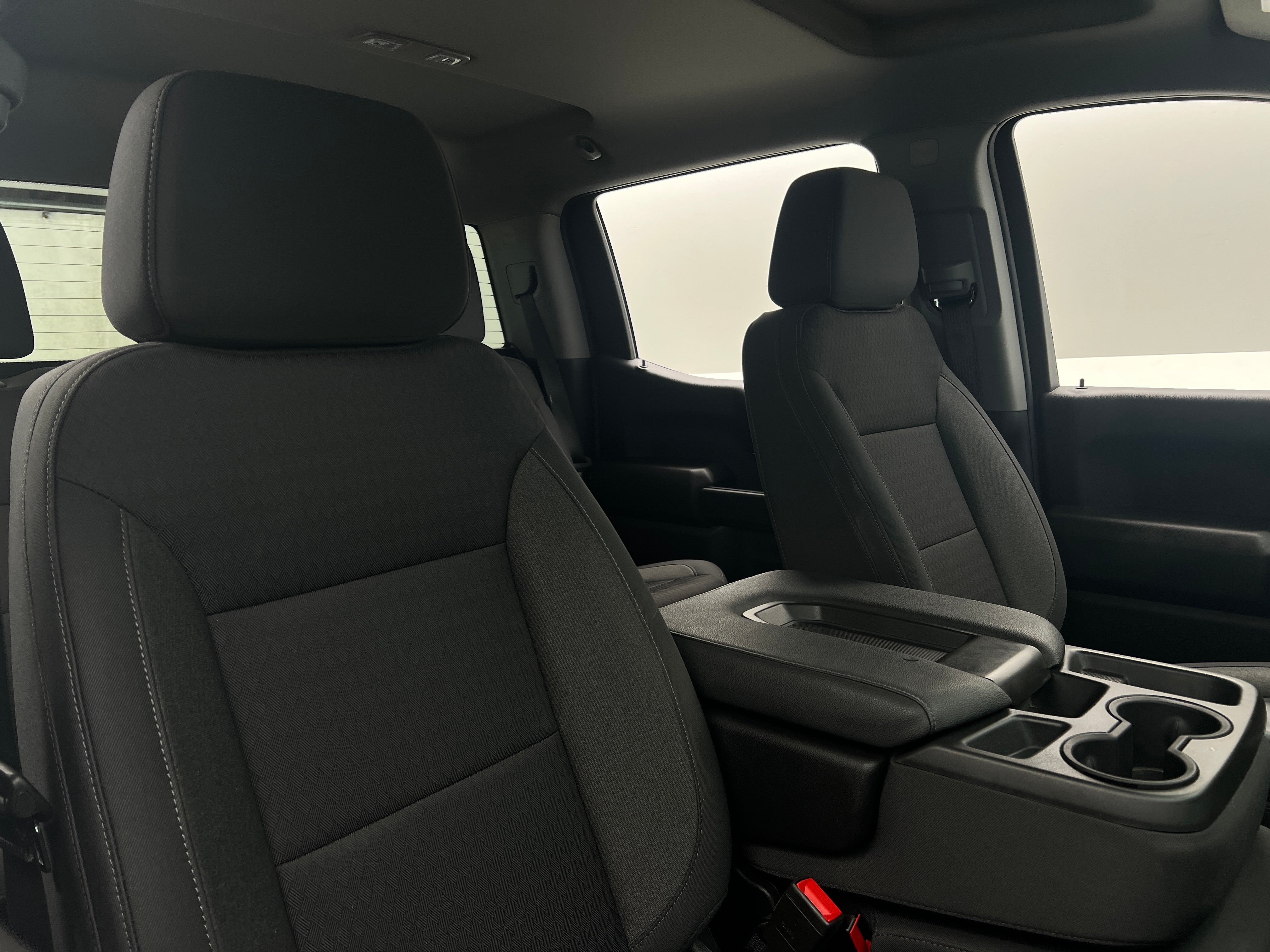 2023 Chevrolet Silverado 1500 Custom 2