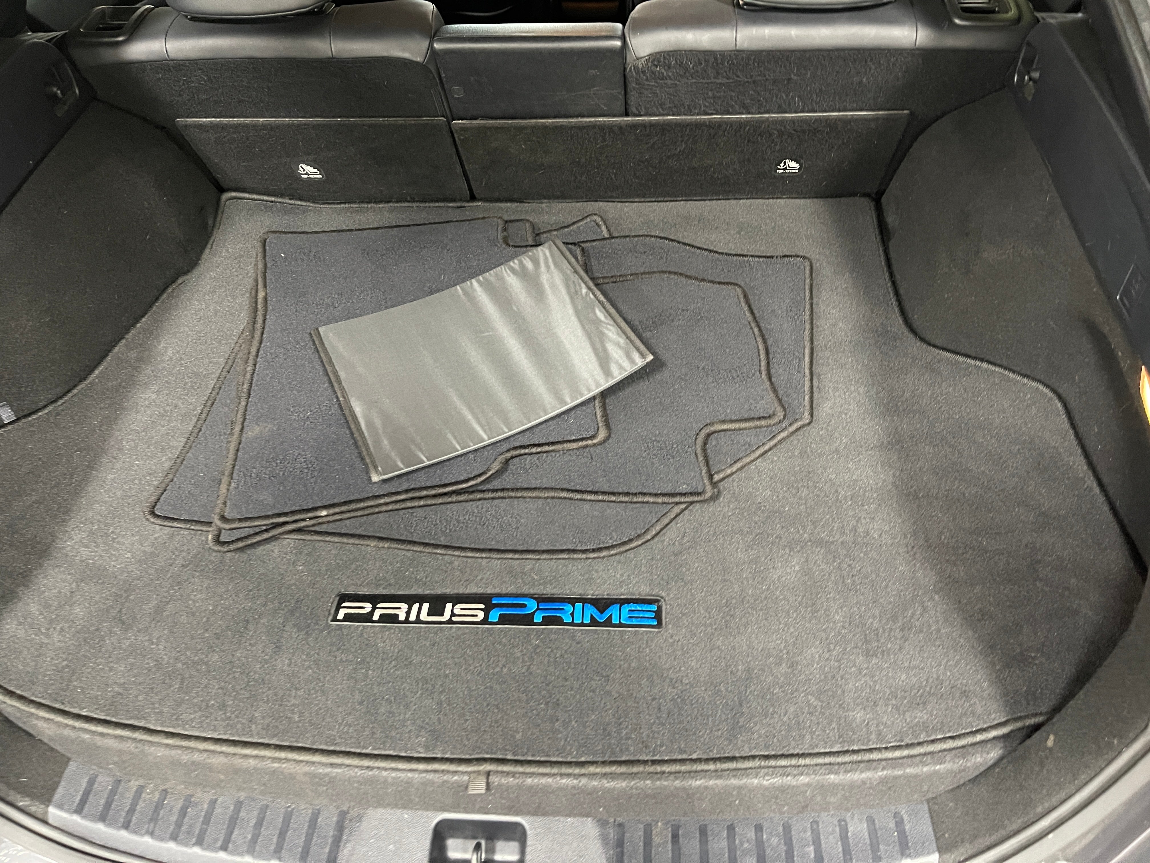 2017 Toyota Prius Prime Premium 7