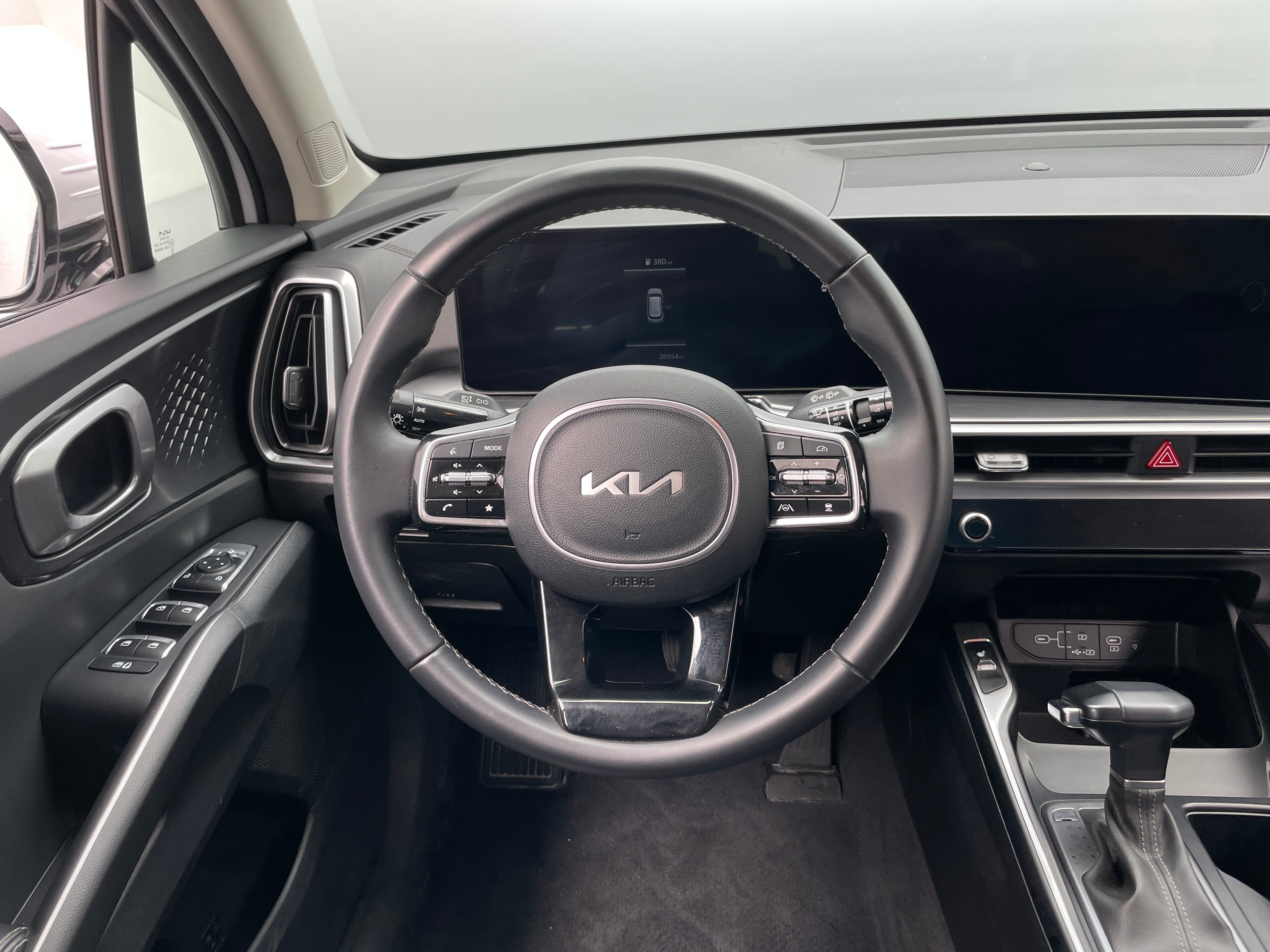 2024 Kia Sorento S 5