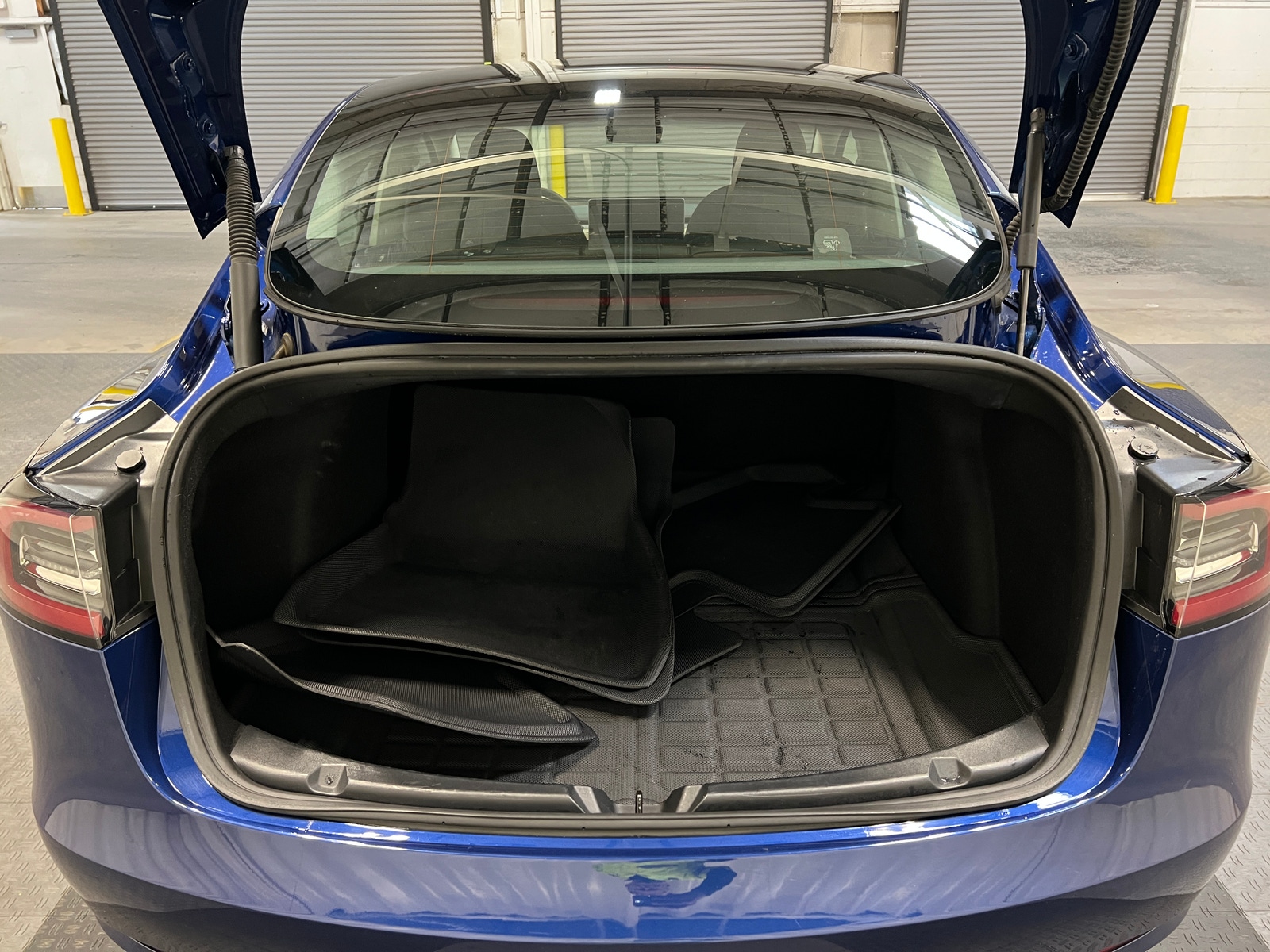 Thumbnail: 2023 Tesla Model 3 - 6