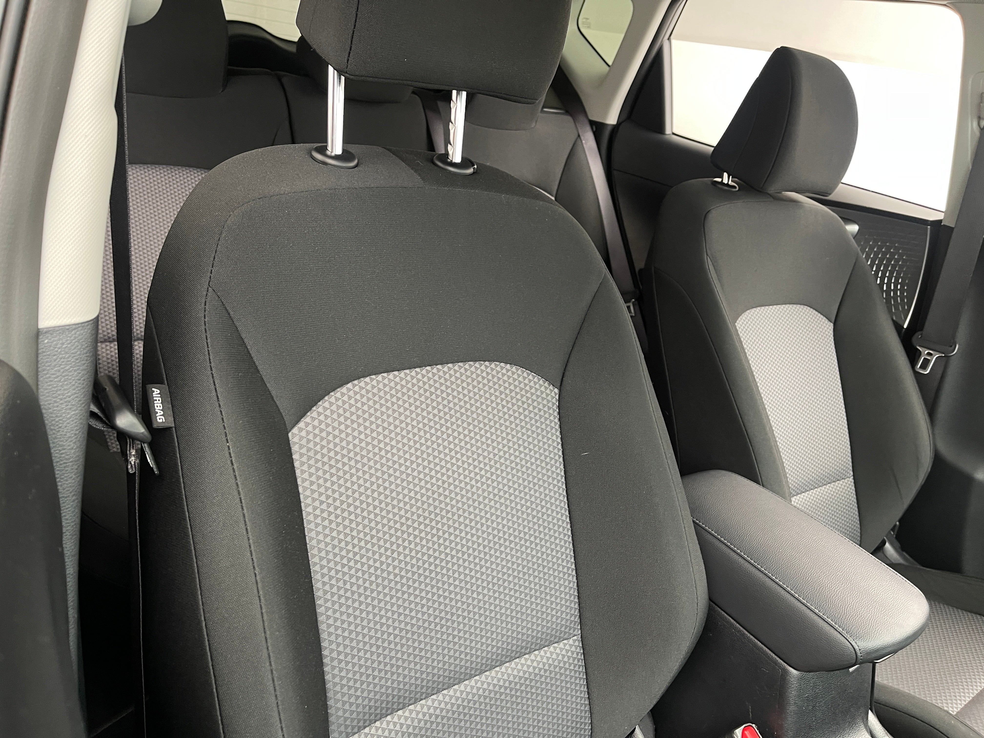2023 Kia Soul LX 2