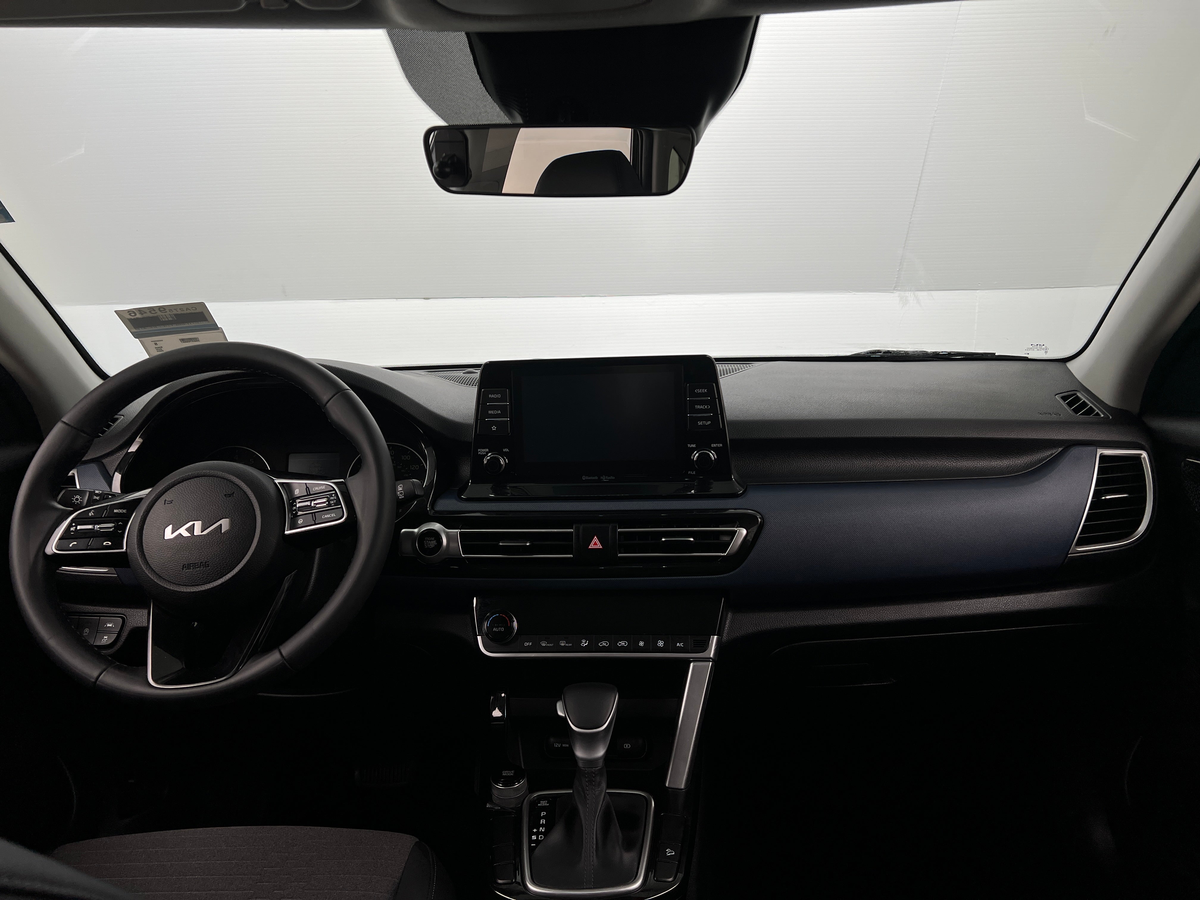 2023 Kia Seltos S 3