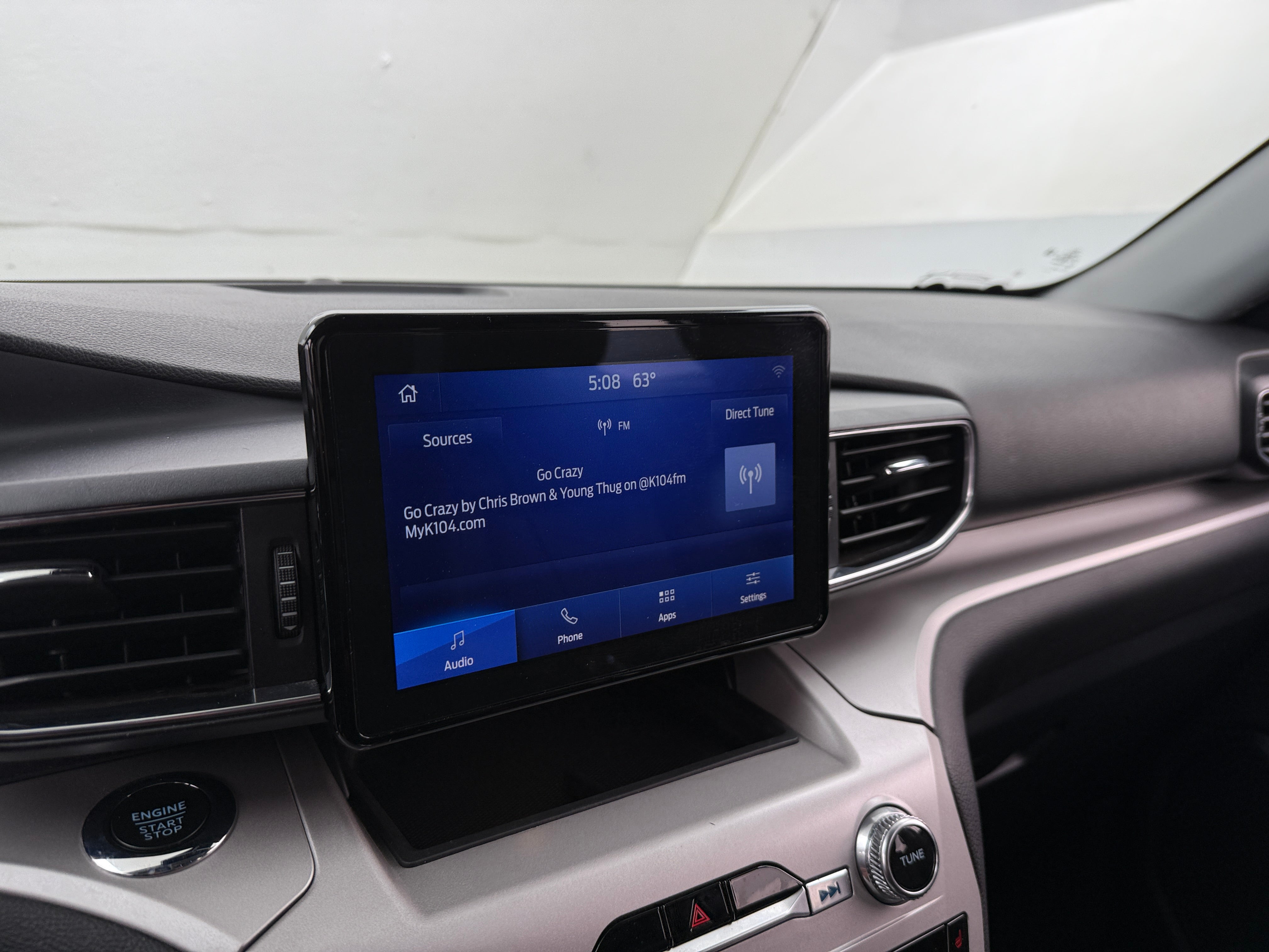 2023 Ford Explorer XLT 4