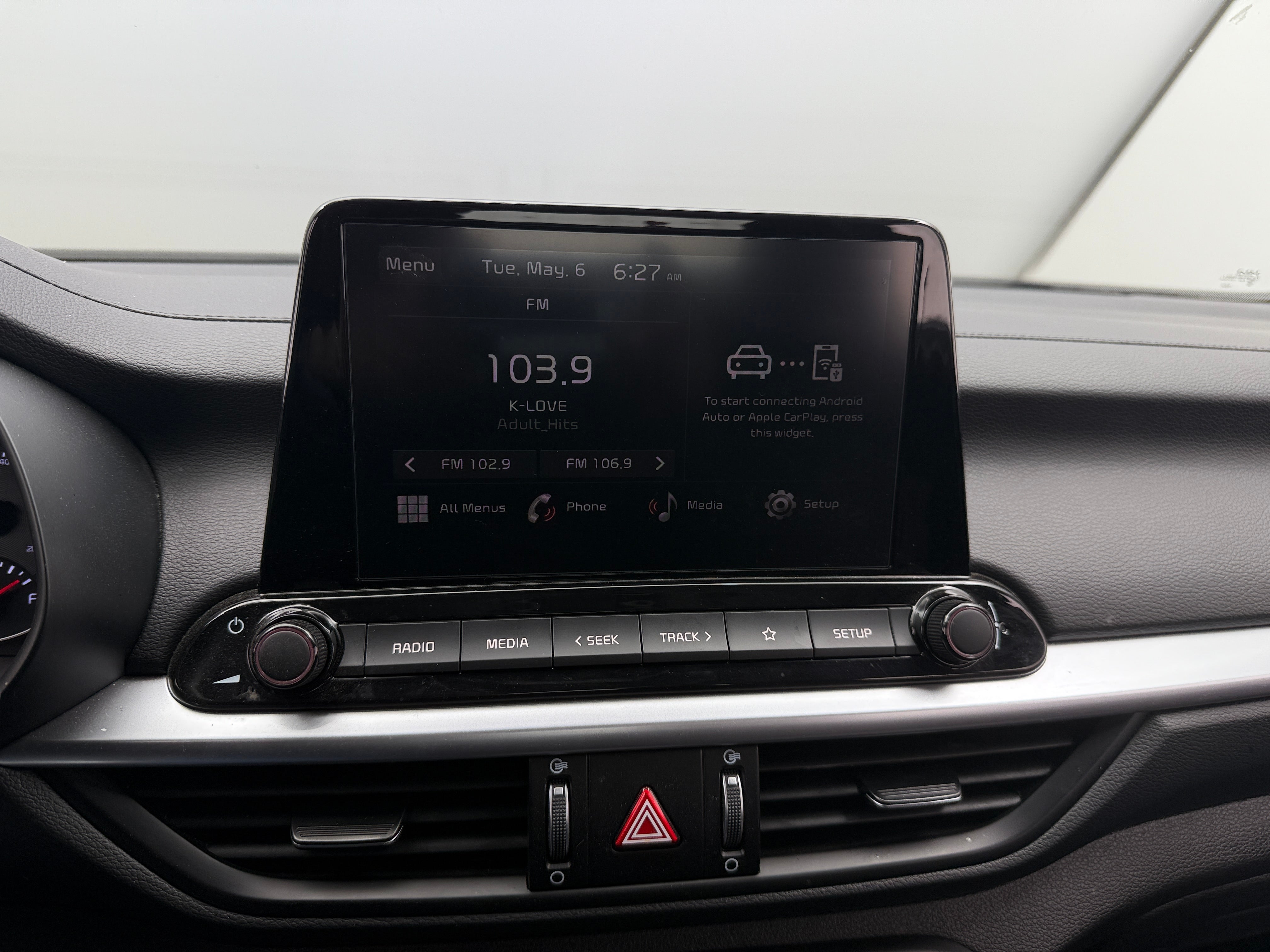 2024 Kia Forte LXS 4
