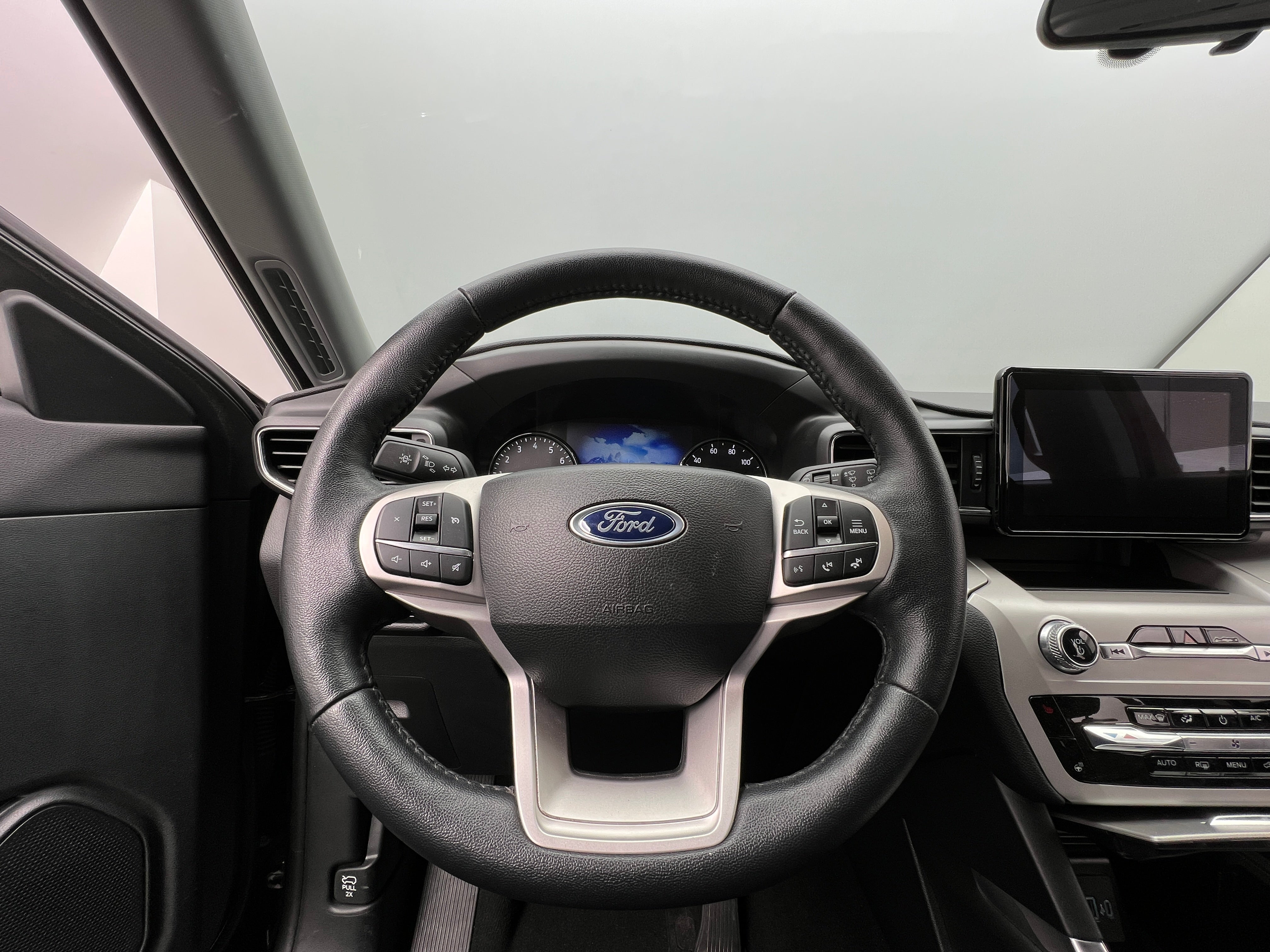 2024 Ford Explorer XLT 5