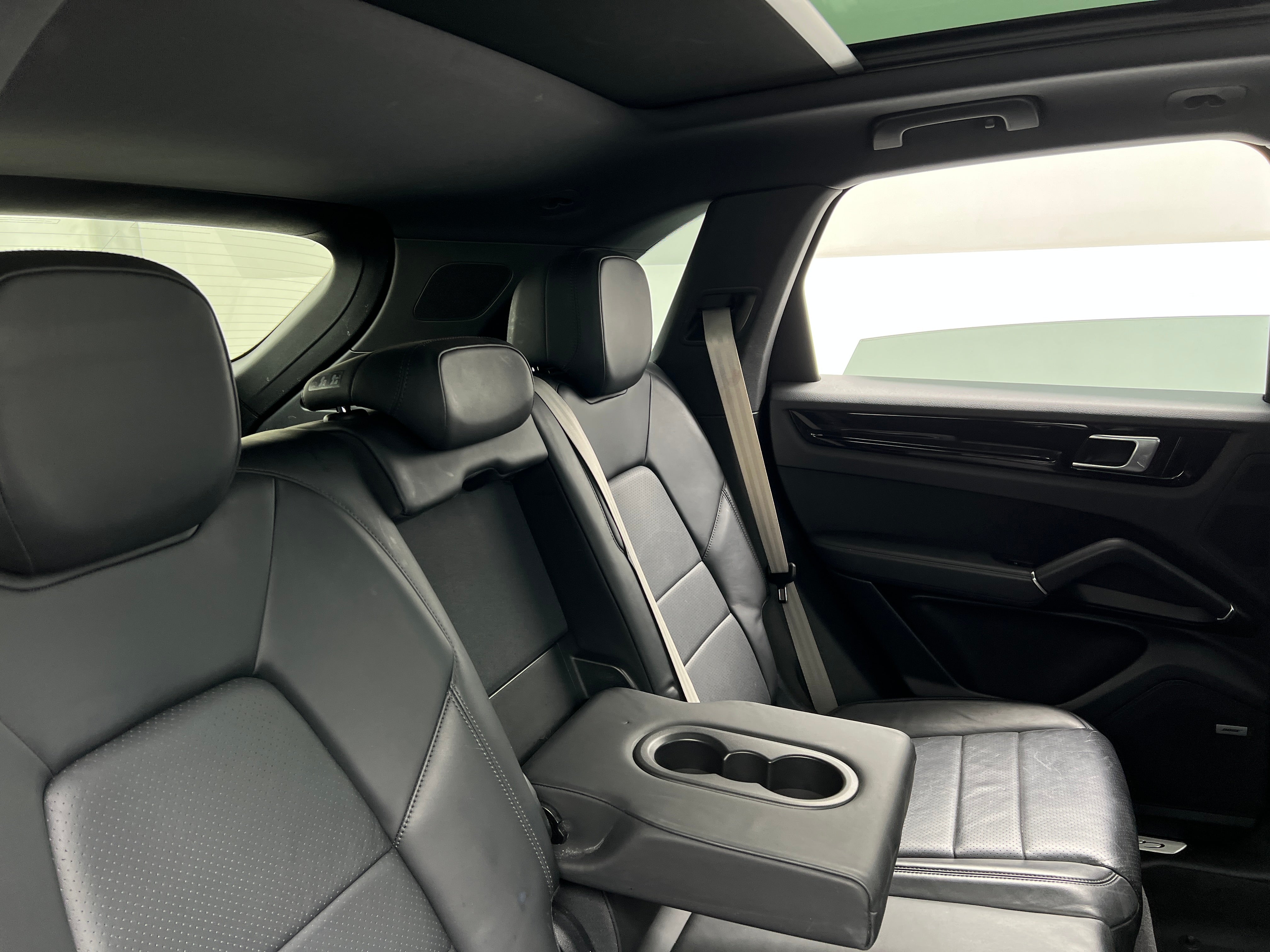 2019 Porsche Cayenne E-Hybrid 5