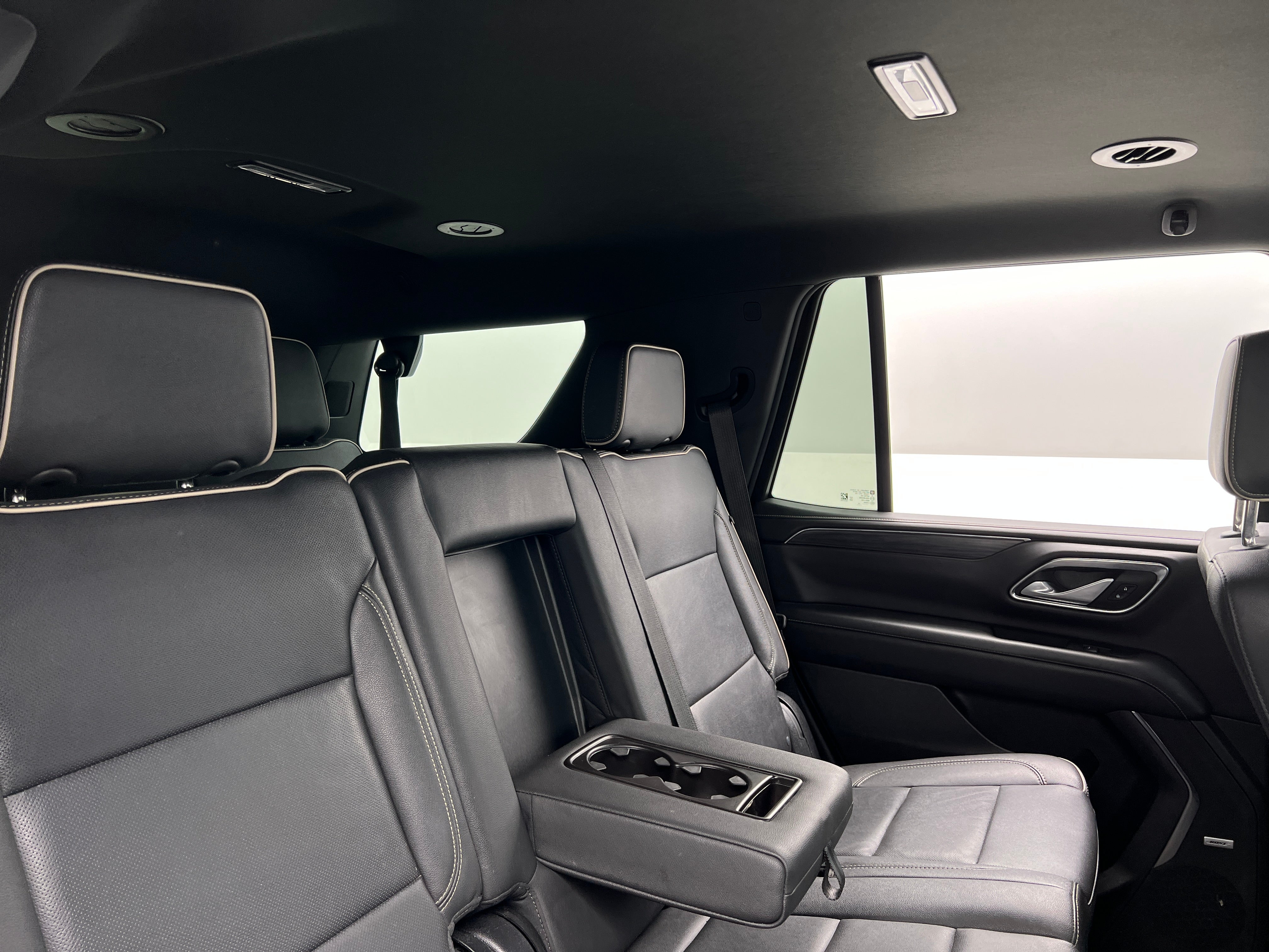 2022 GMC Yukon SLT 5