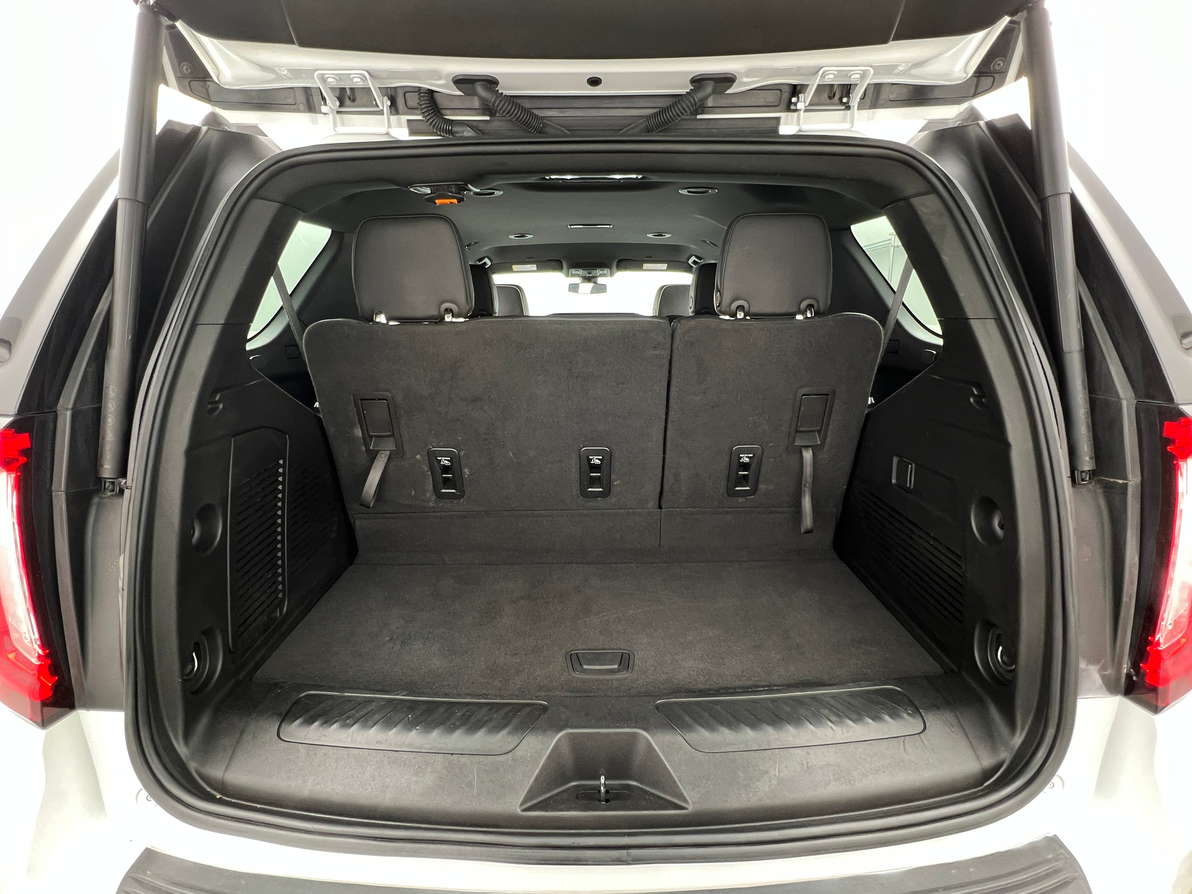 2022 GMC Yukon SLT 6