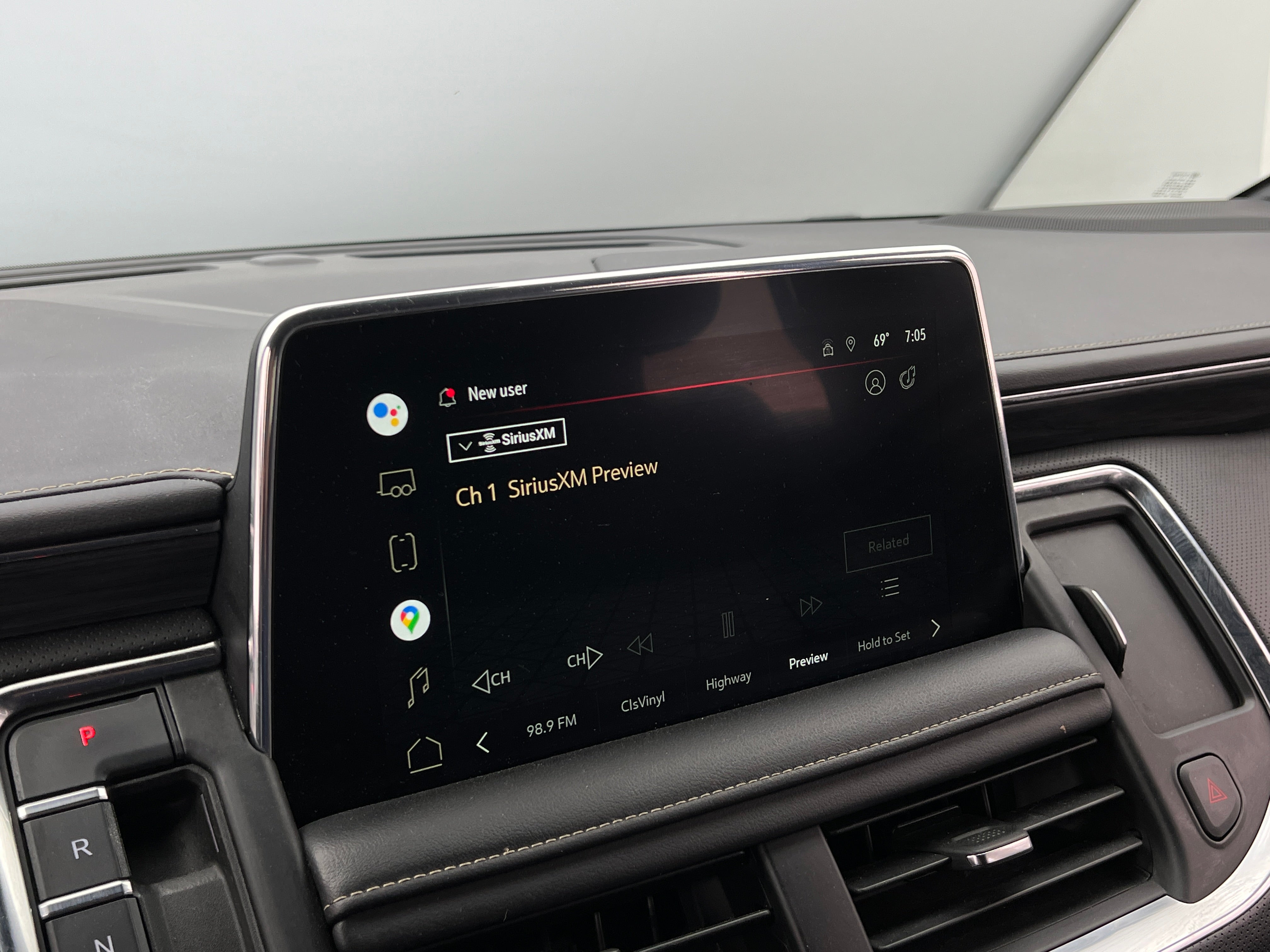 2022 GMC Yukon SLT 3