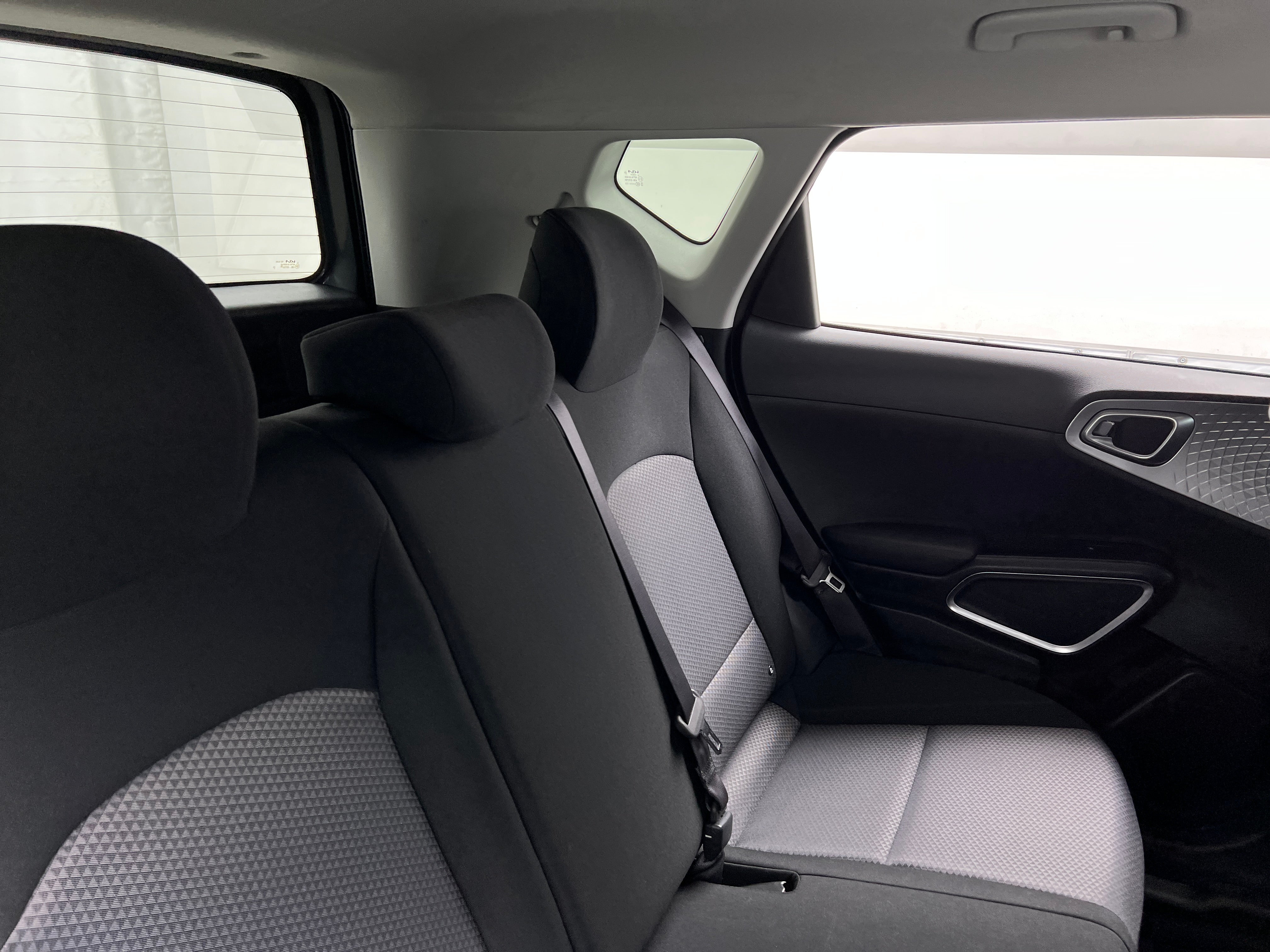 2023 Kia Soul LX 6
