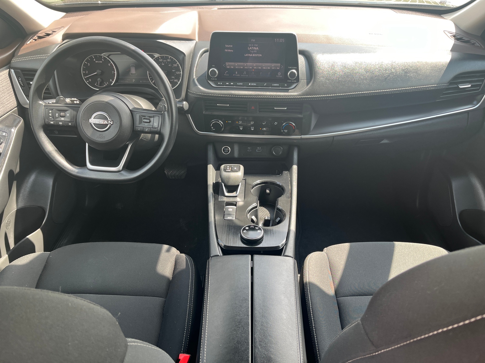 Thumbnail: 2023 Nissan Rogue - 3
