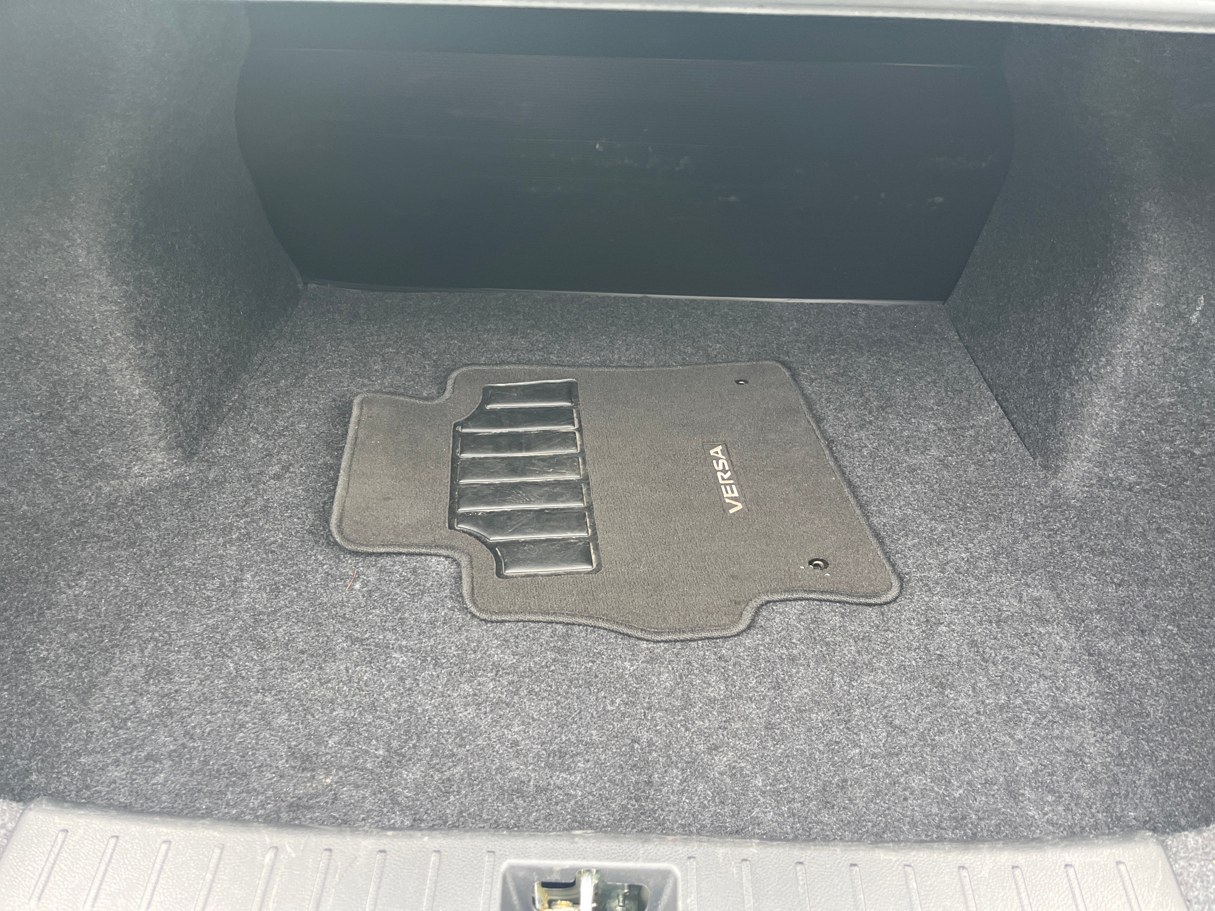 2024 Nissan Versa S 5